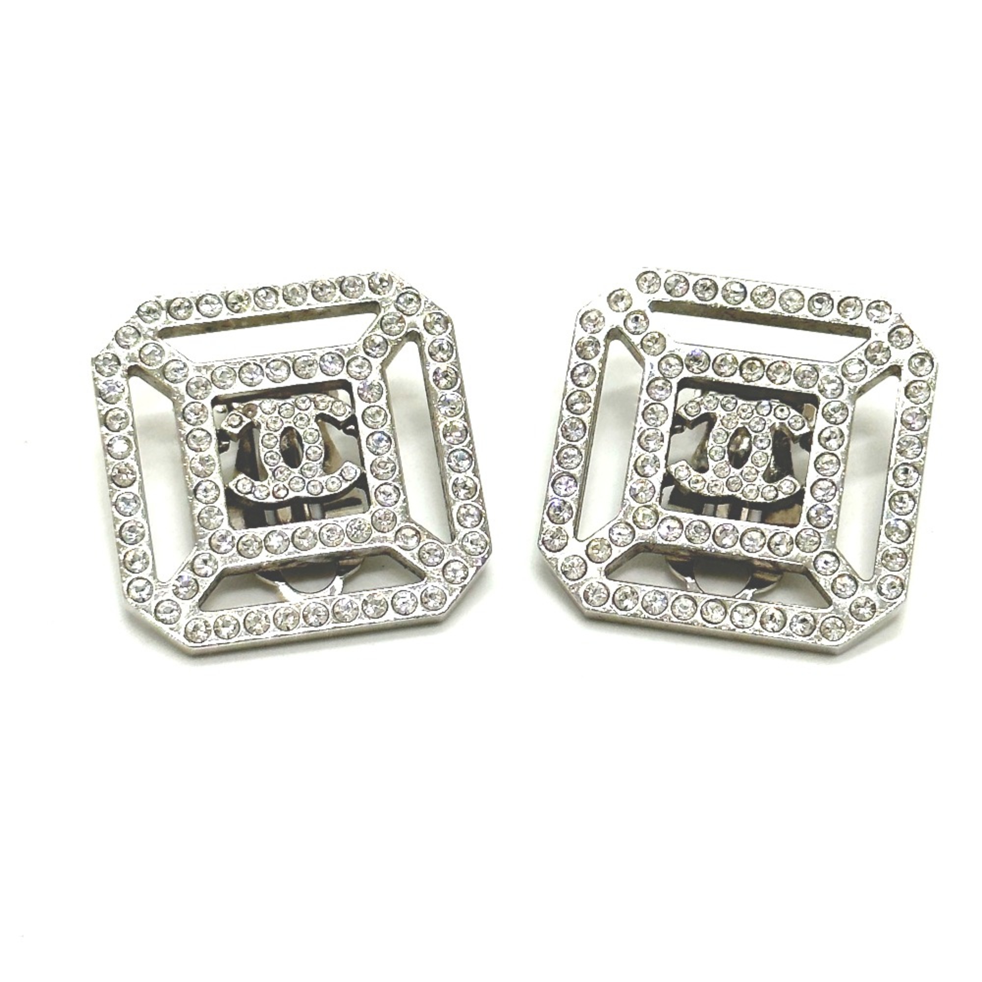 Chanel B17S Earrings Silver