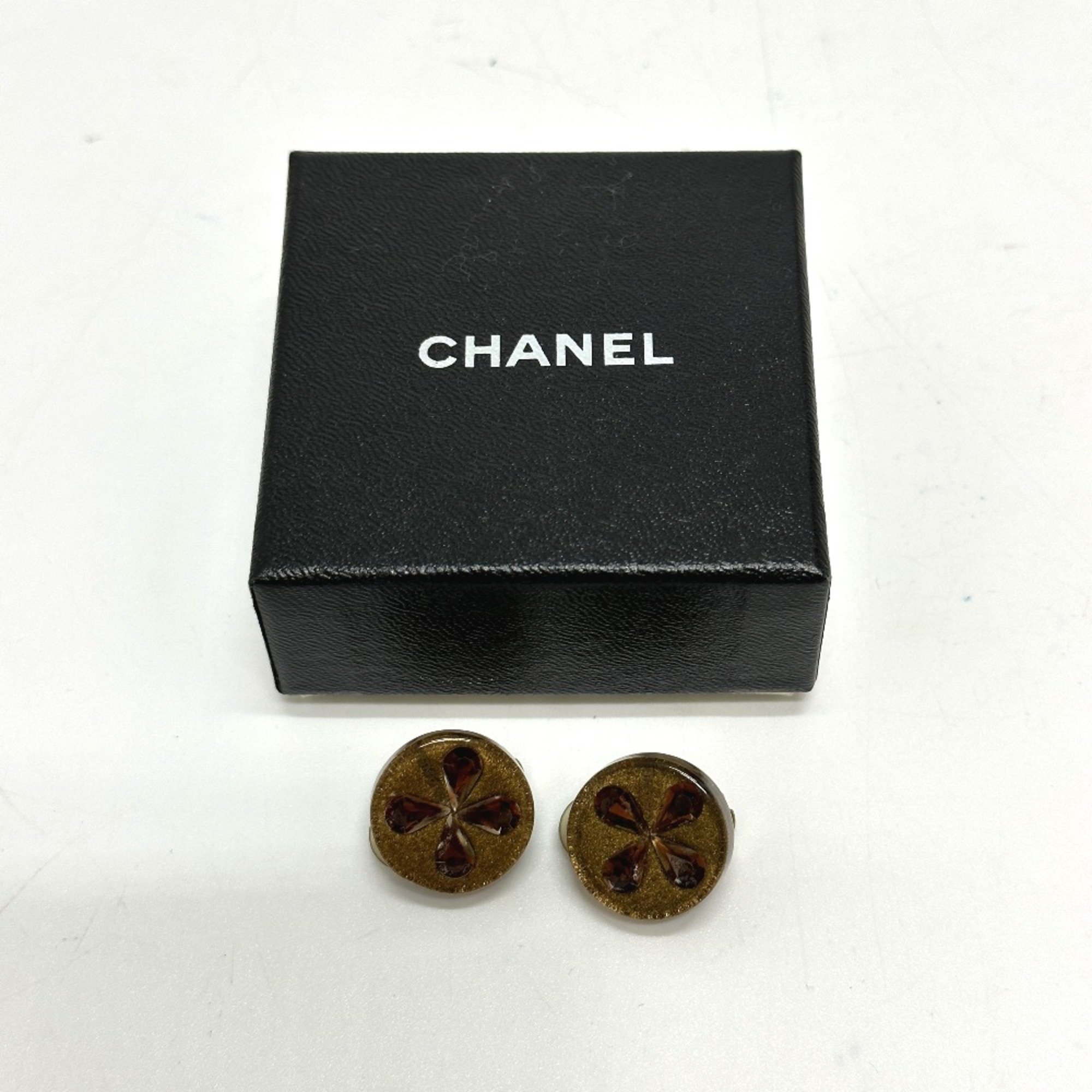 Chanel 01C Earrings Gold