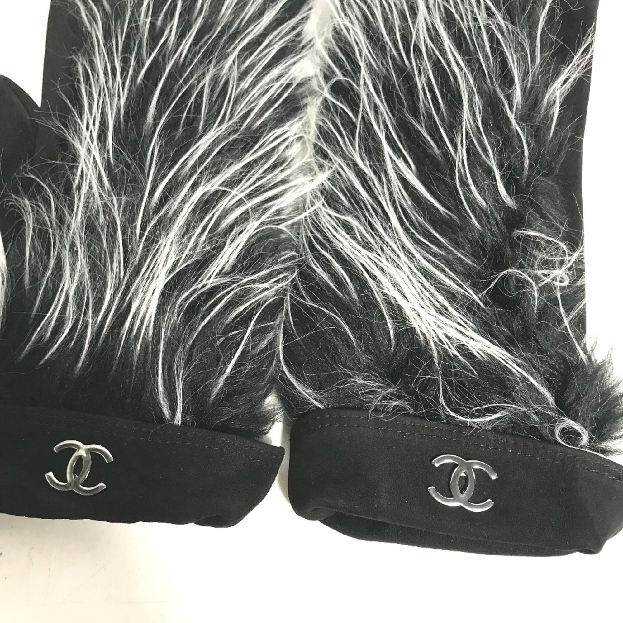 Chanel Mitten glove gloves Black