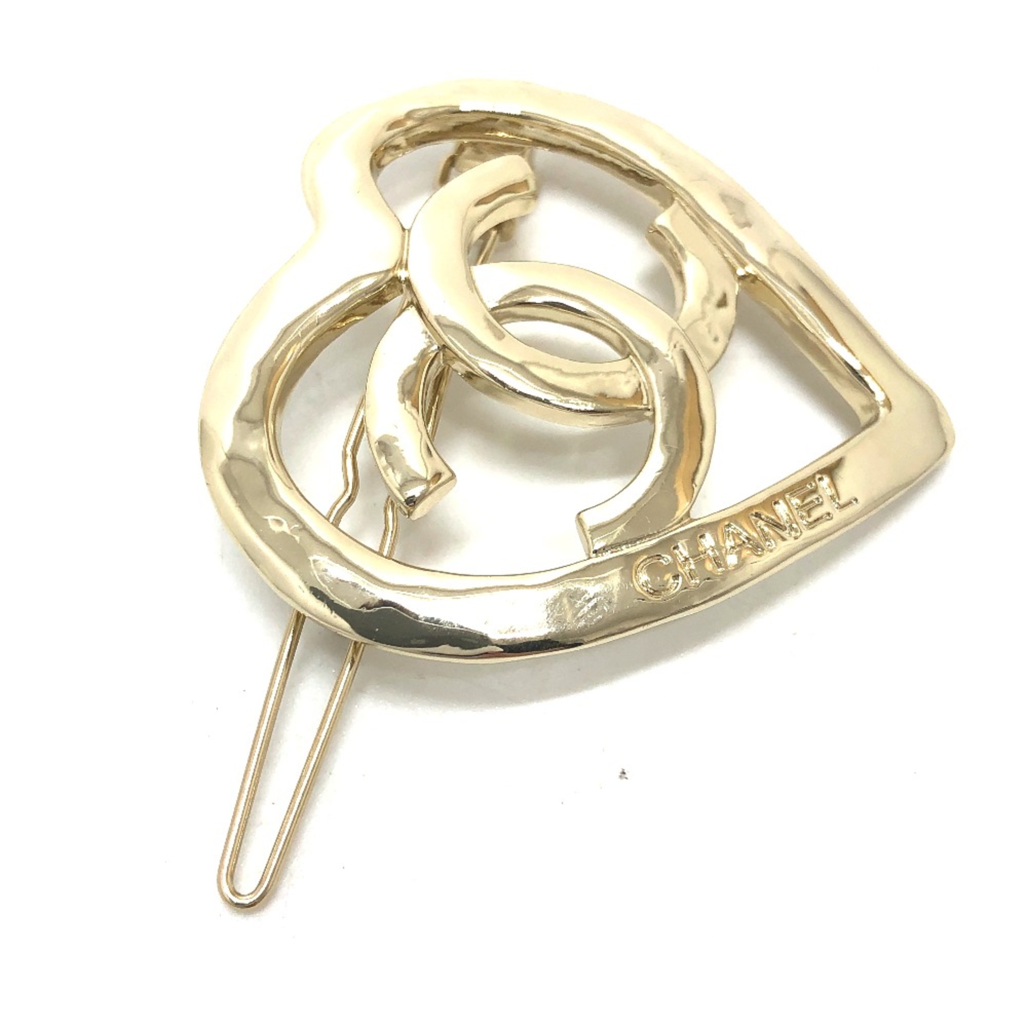 Chanel CC Mark hair clip accessories Valletta Gold