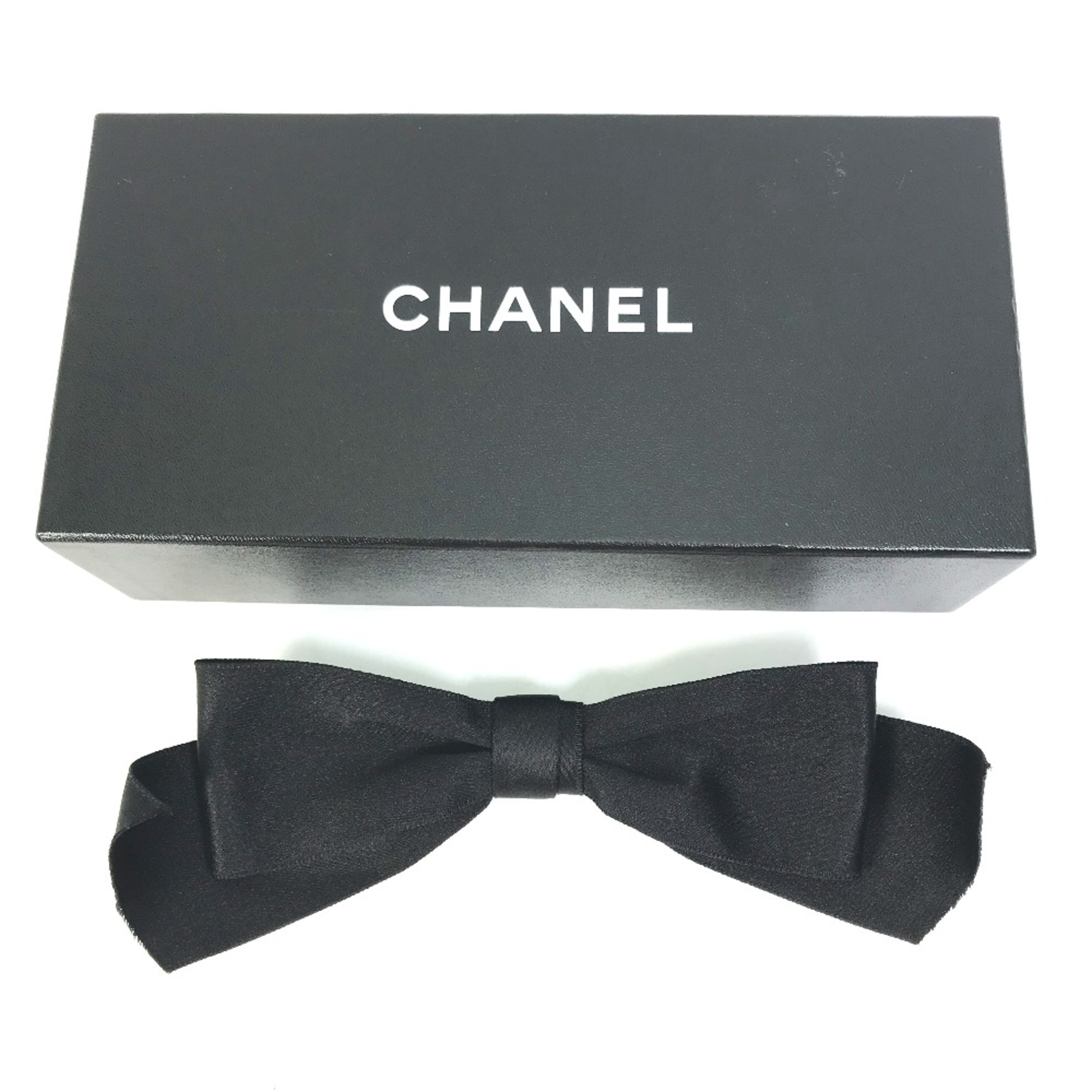 Chanel vintage accessories vintage Brooch Black