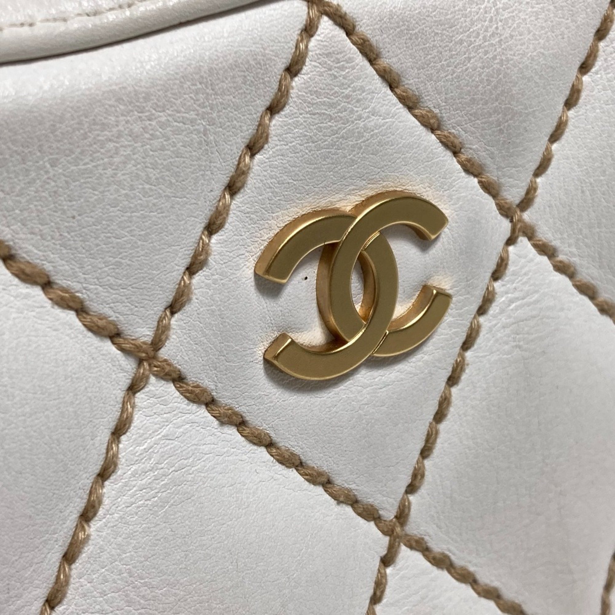 Chanel CC Mark bag Vintage Mini Duffle Bag Shoulder Bag Hand Bag White