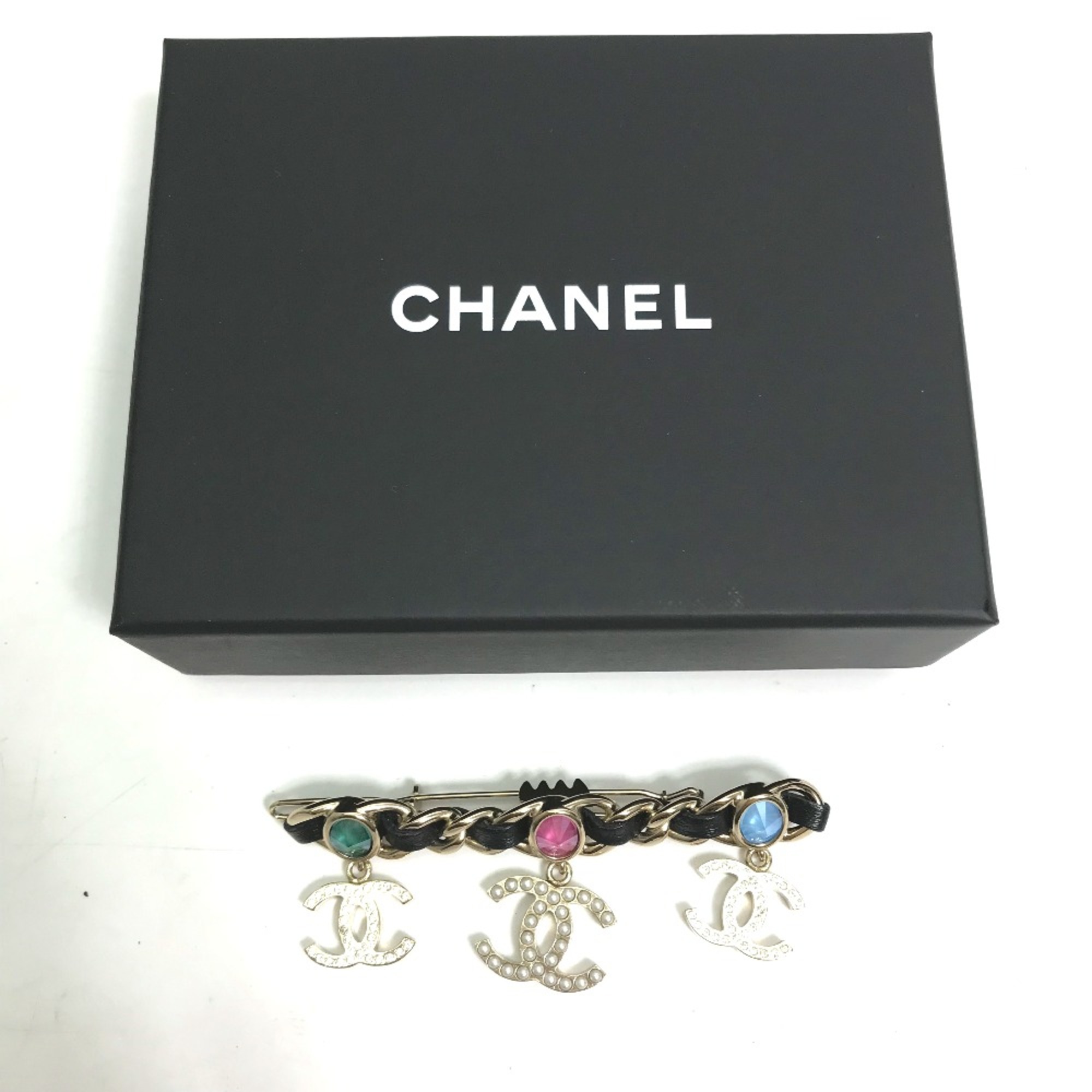 Chanel CC Mark CC Pearl Chain Valletta Gold