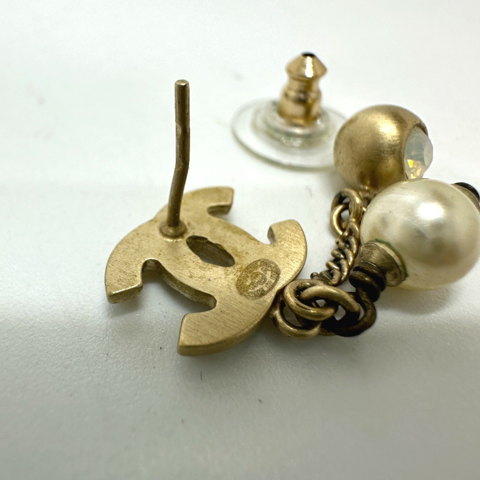 Chanel CC Mark 05A Pierce Gold