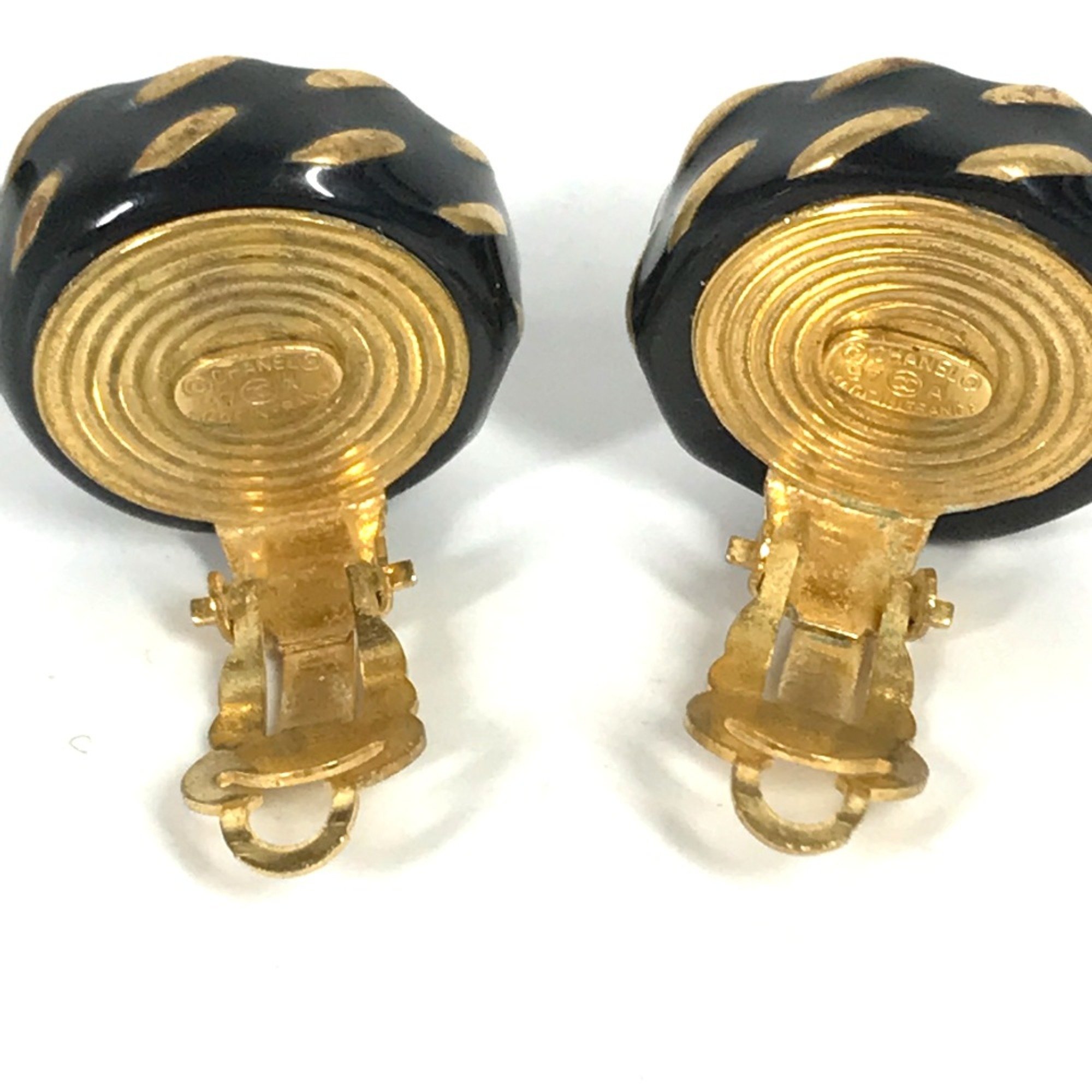 Chanel 97A Vintage accessories round Earrings Gold Black