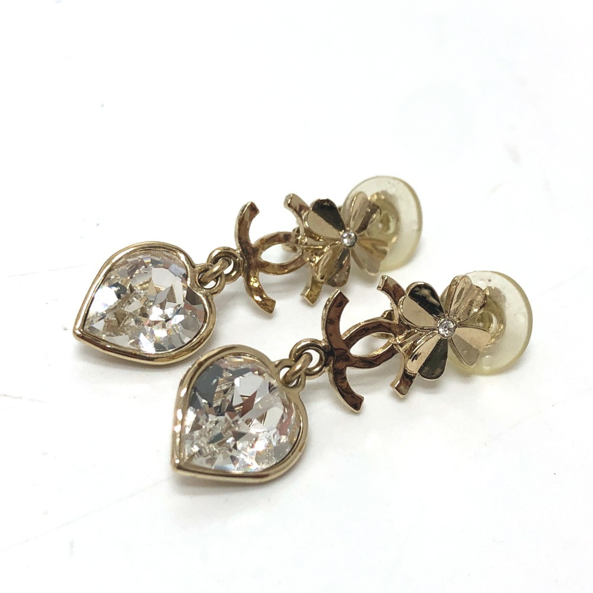 Chanel CC Mark B22S Earrings Gold