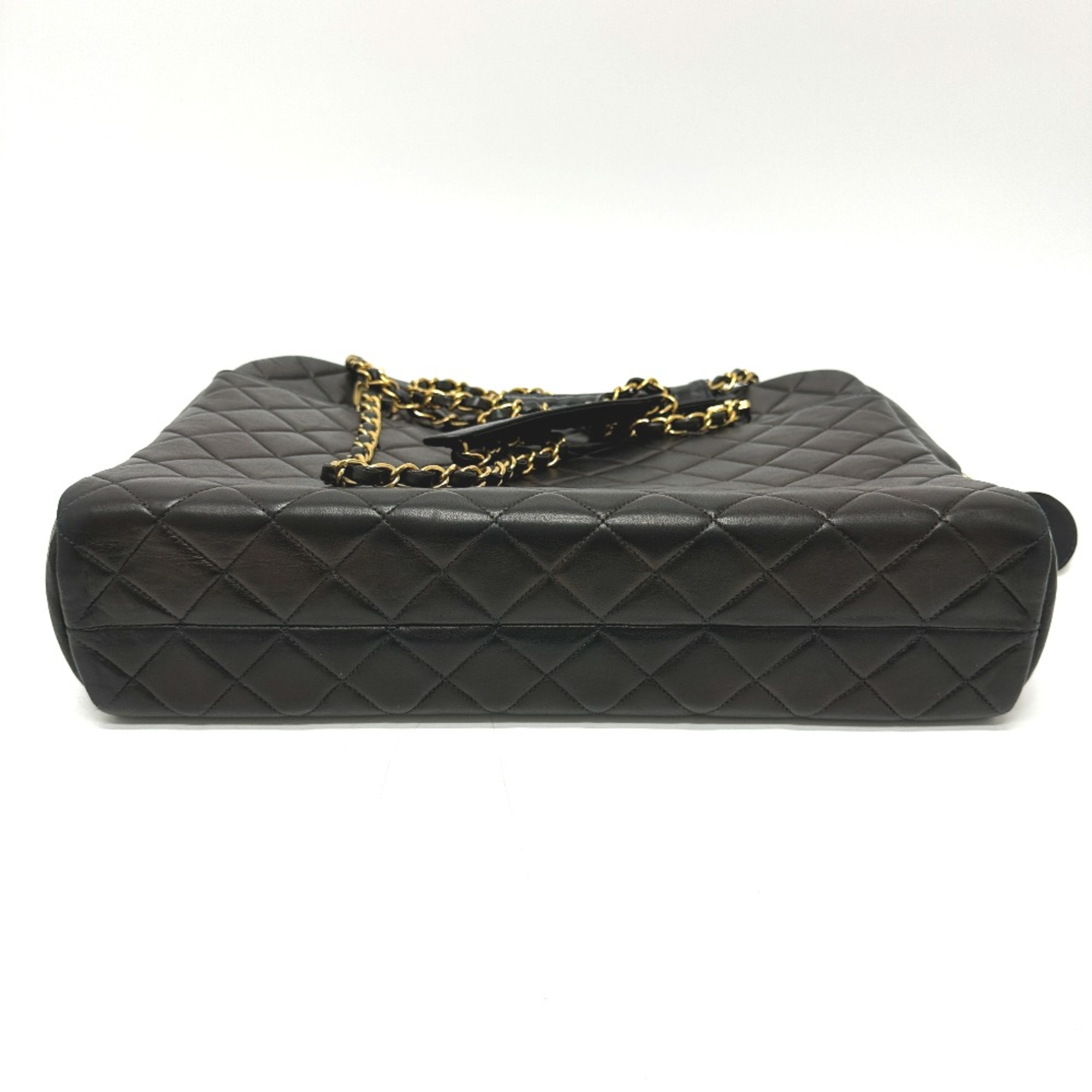 Chanel vintage chain bag bag Shoulder Bag Black GoldHardware