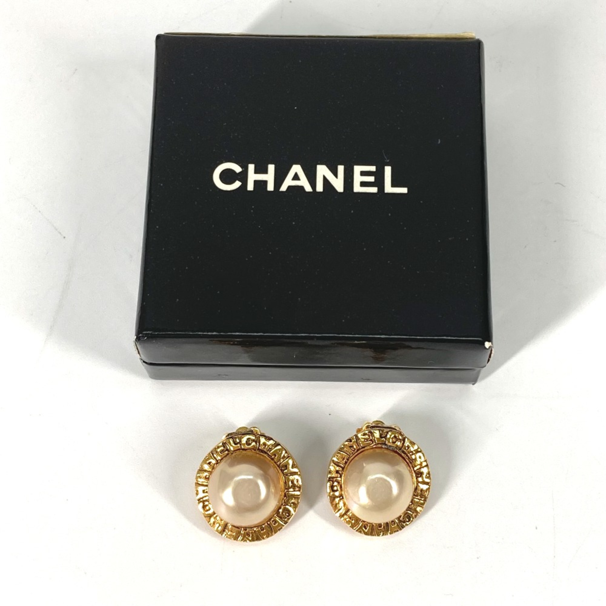 Chanel vintage Accessories Earrings Gold