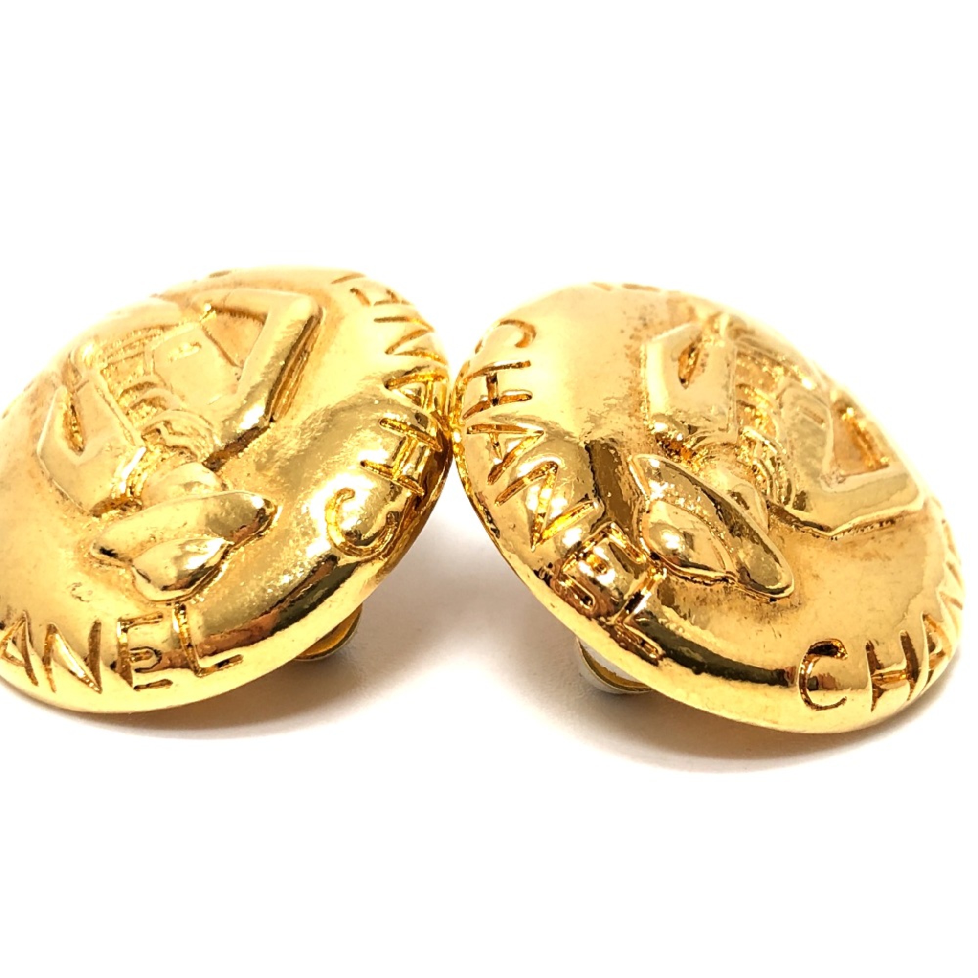 Chanel vintage Round Vintage Accessories Earrings Gold