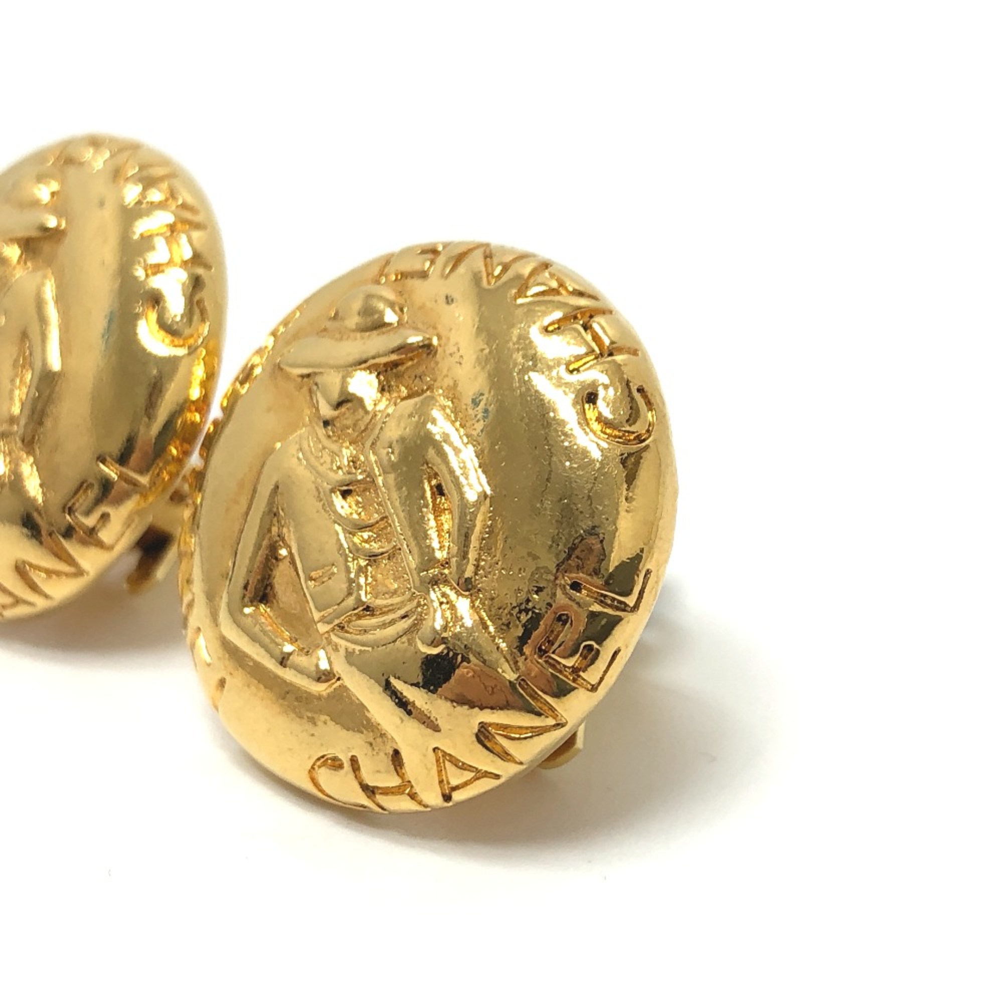 Chanel vintage Round Vintage Accessories Earrings Gold