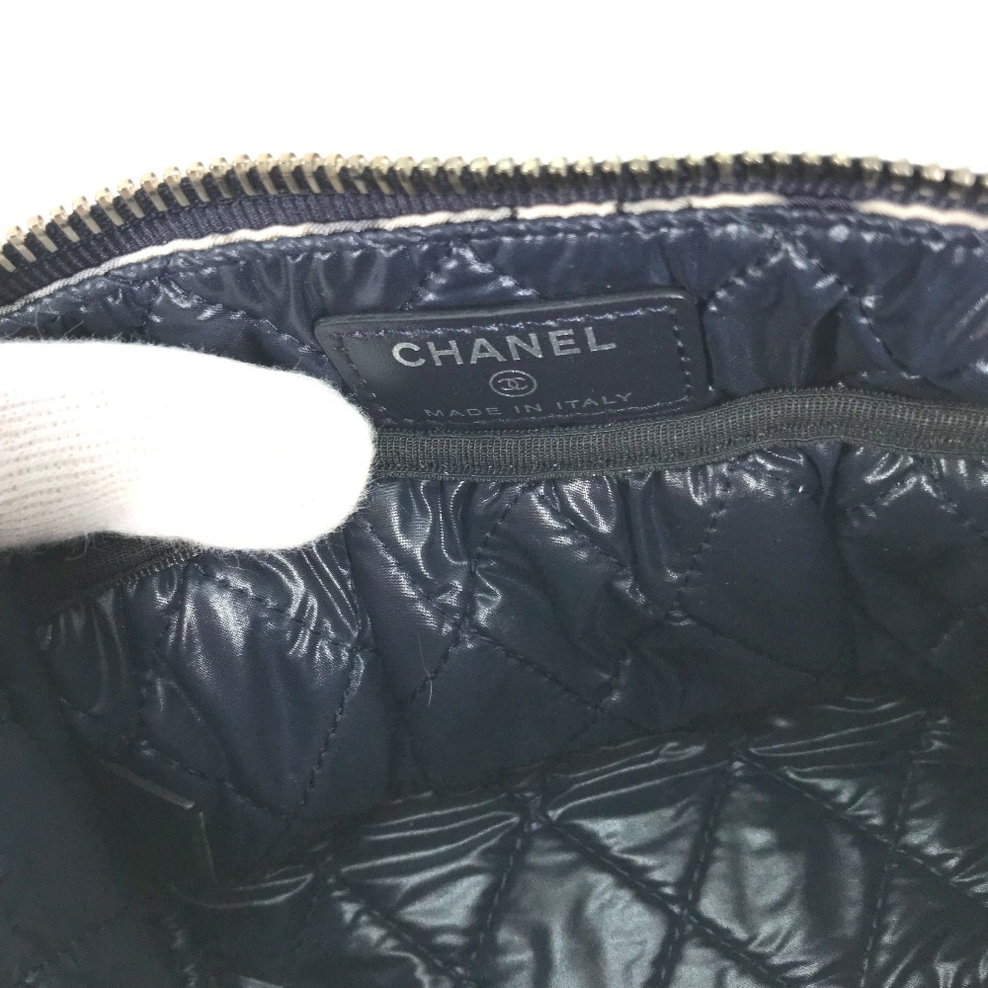 Chanel Makeup pouch Cosmetics Pouch Pouch Navy