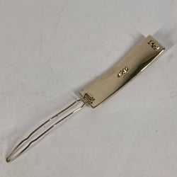 Chanel B21B hair accessories hair pin Valletta Gold White x Black