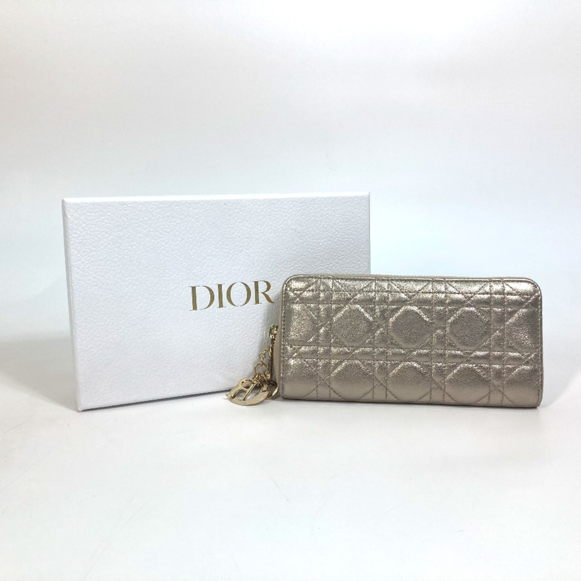 CHRISTIAN DIOR S0007OWEC_M10L Cannage LADY CHRISTIAN DIOR LADY DIOR VOYAGEUR Zip Around Long Wallet Gold