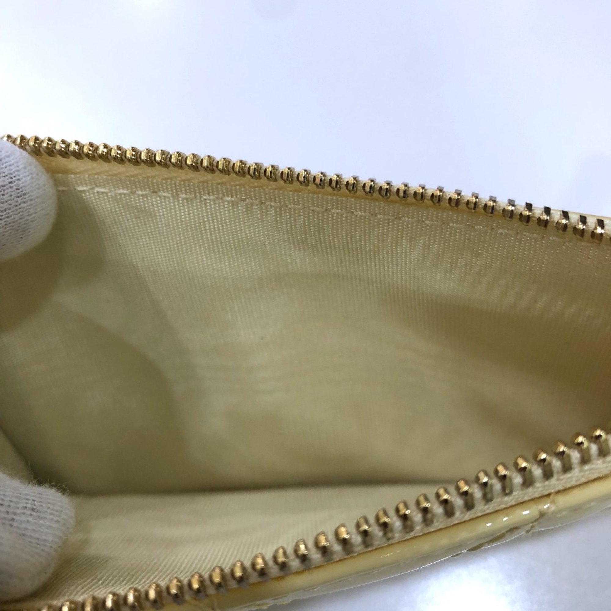 CHRISTIAN DIOR Cannage patent coin purse Beige GoldHardware