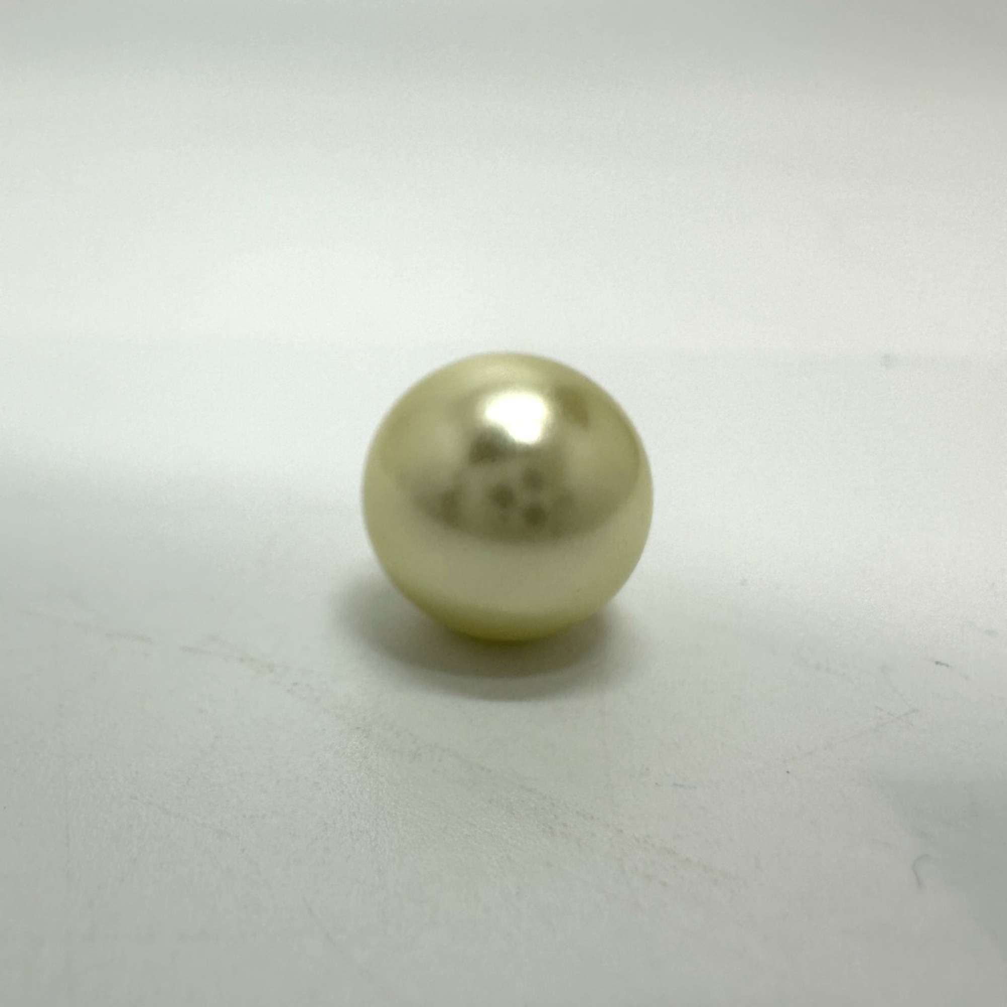 CHRISTIAN DIOR Logo CD Faux pearl stone Pierce Gold