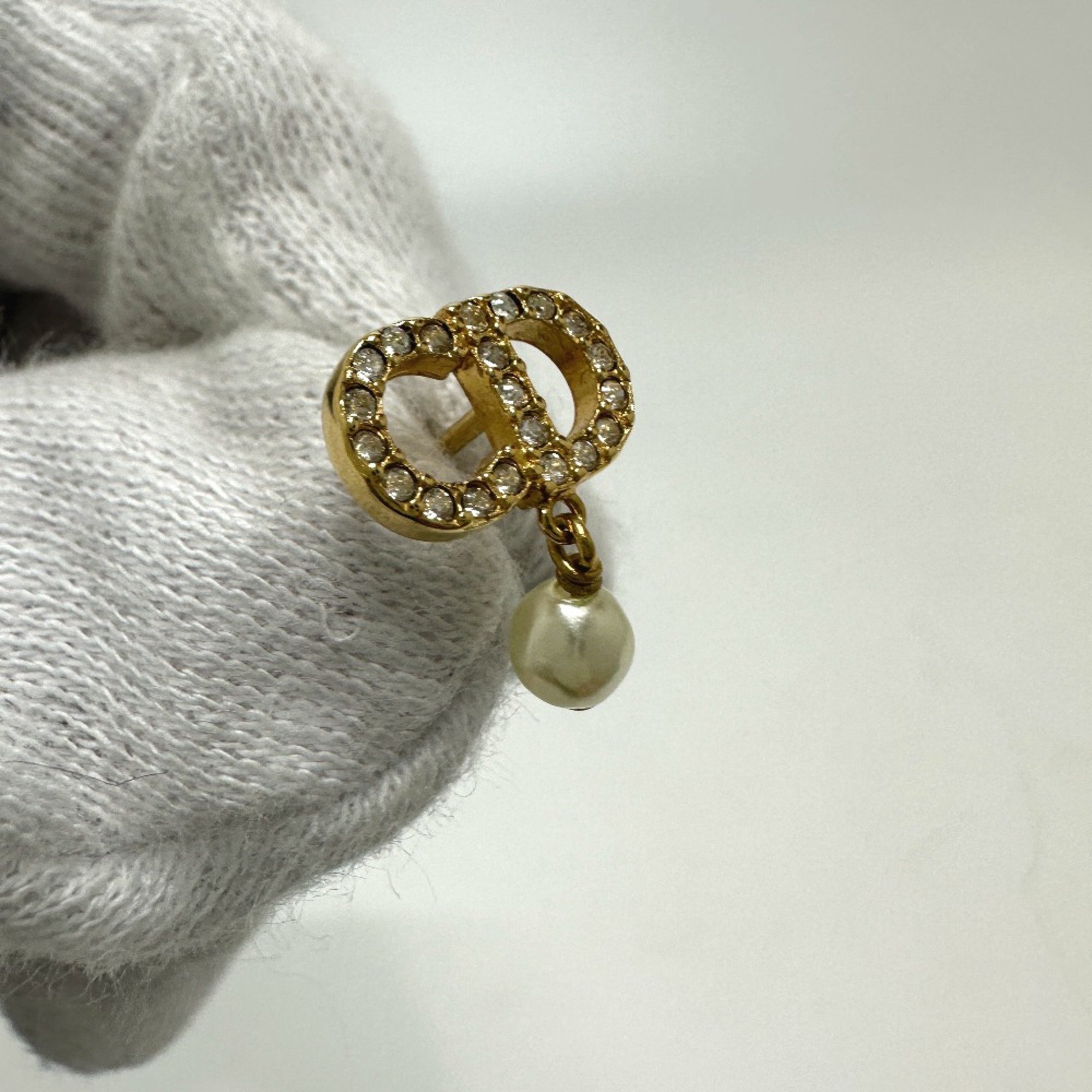 CHRISTIAN DIOR Logo CD Faux pearl stone Pierce Gold