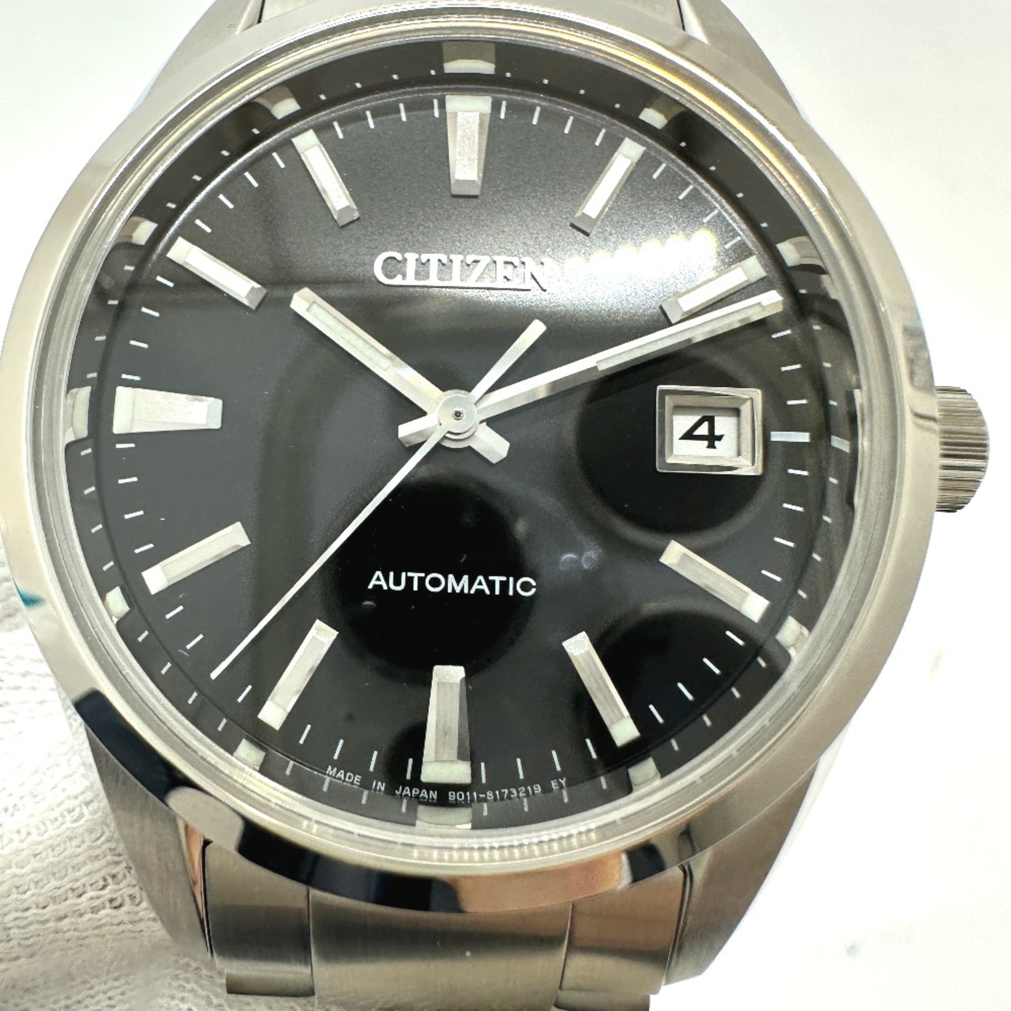 Citizen 9011-S125804 Automatic date Wristwatch SilverSS