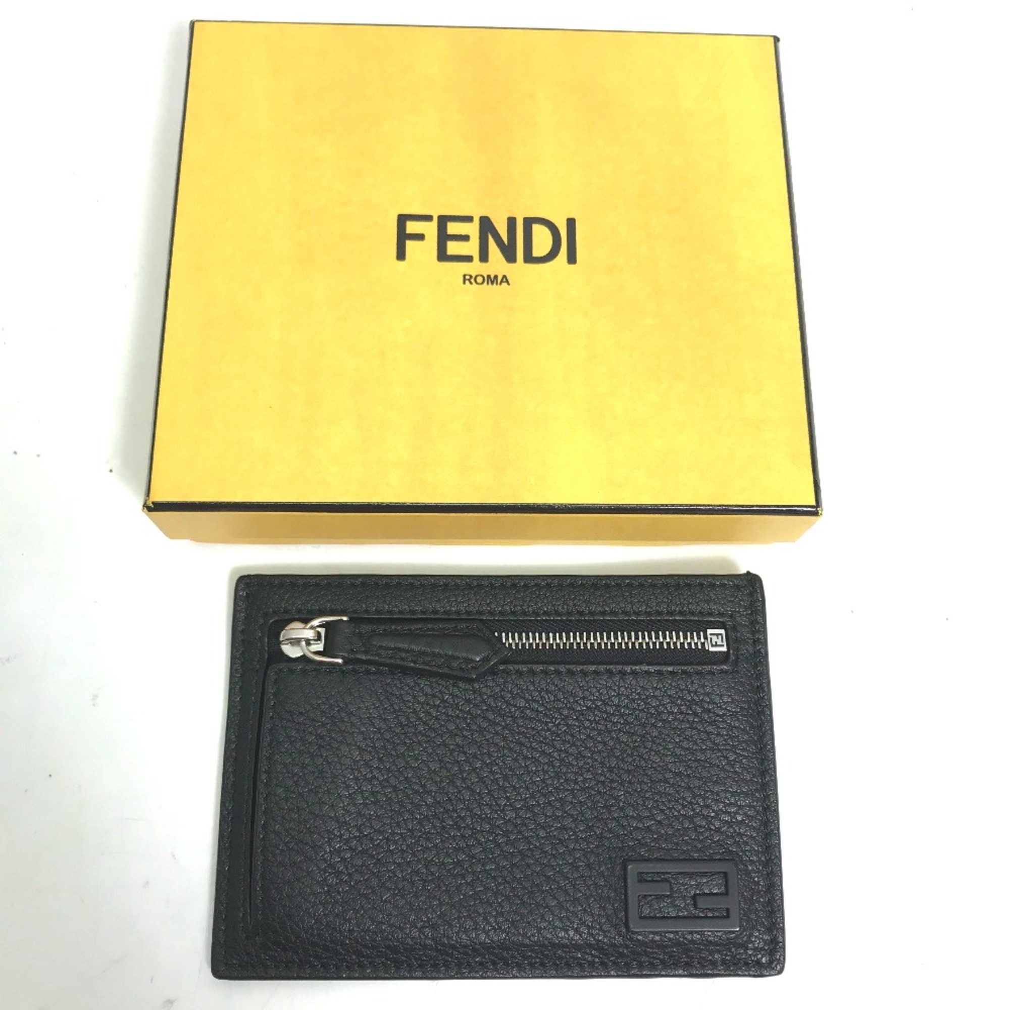 Fendi 7M0310 Fragment case Coin Compartment Wallet coin purse Black