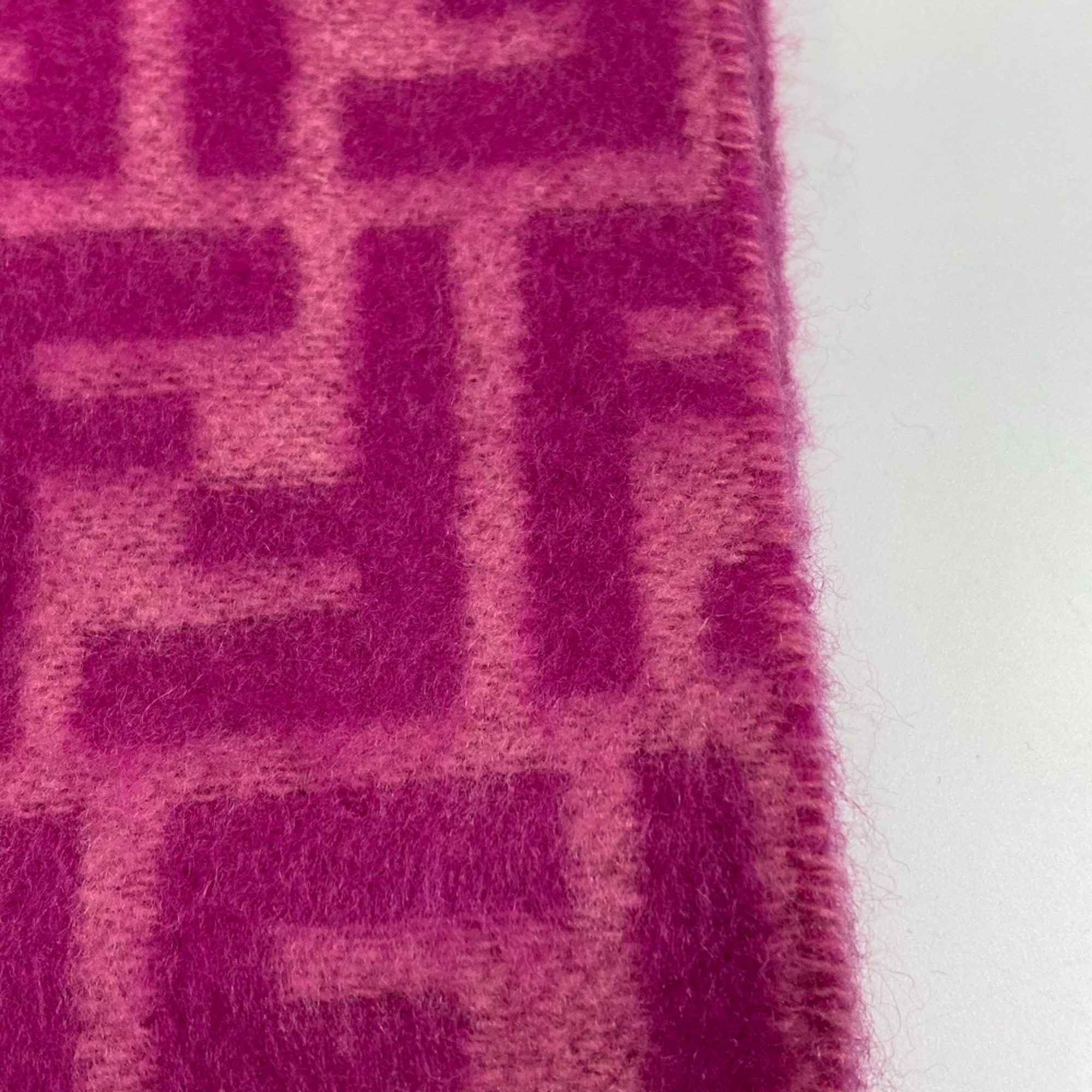 Fendi FXT416 fringe Scarf pink