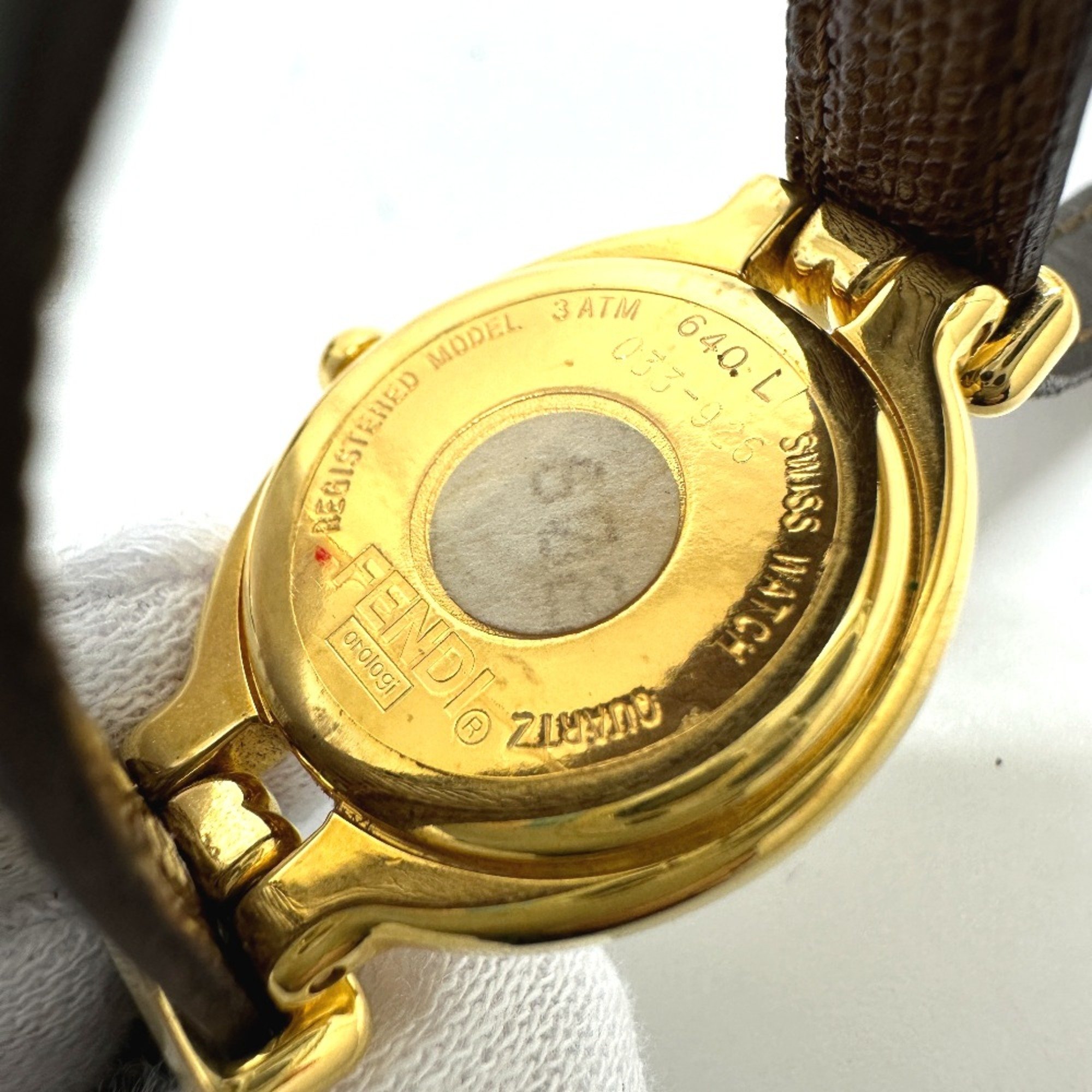 Fendi 640L Quartz Wristwatch Gold