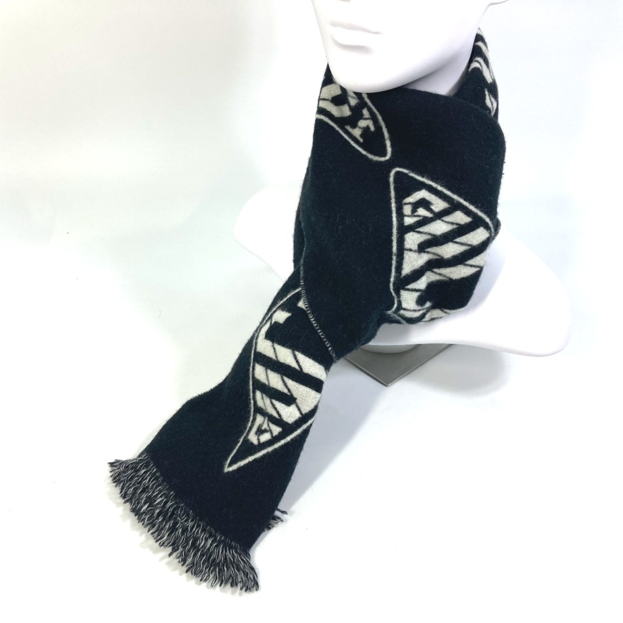 Gucci Bicolor fringe Scarf Black White