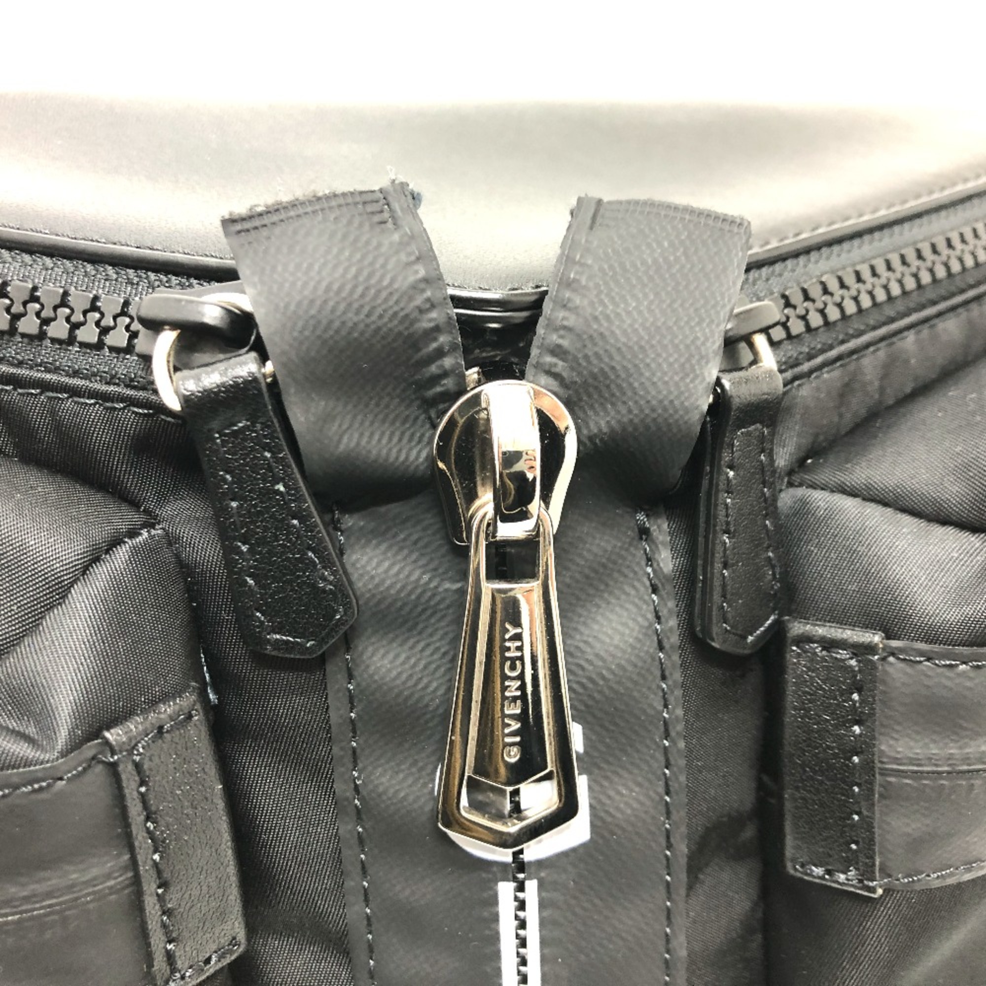 Givenchy logo Bag body bag Black SilverHardware