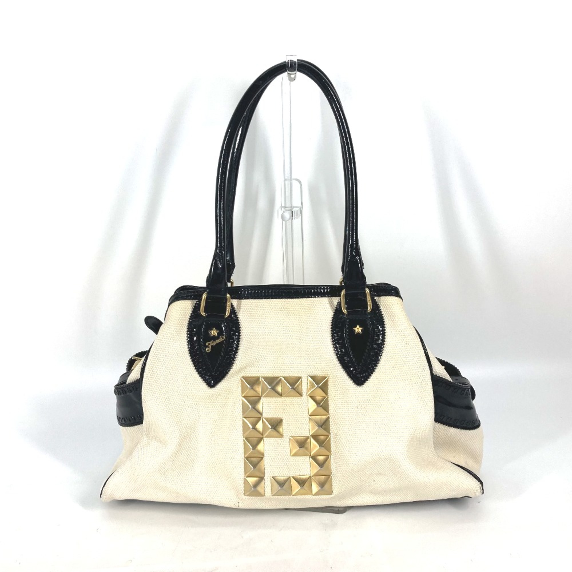 Fendi Studs logo shoulder bag Tote Bag White Black