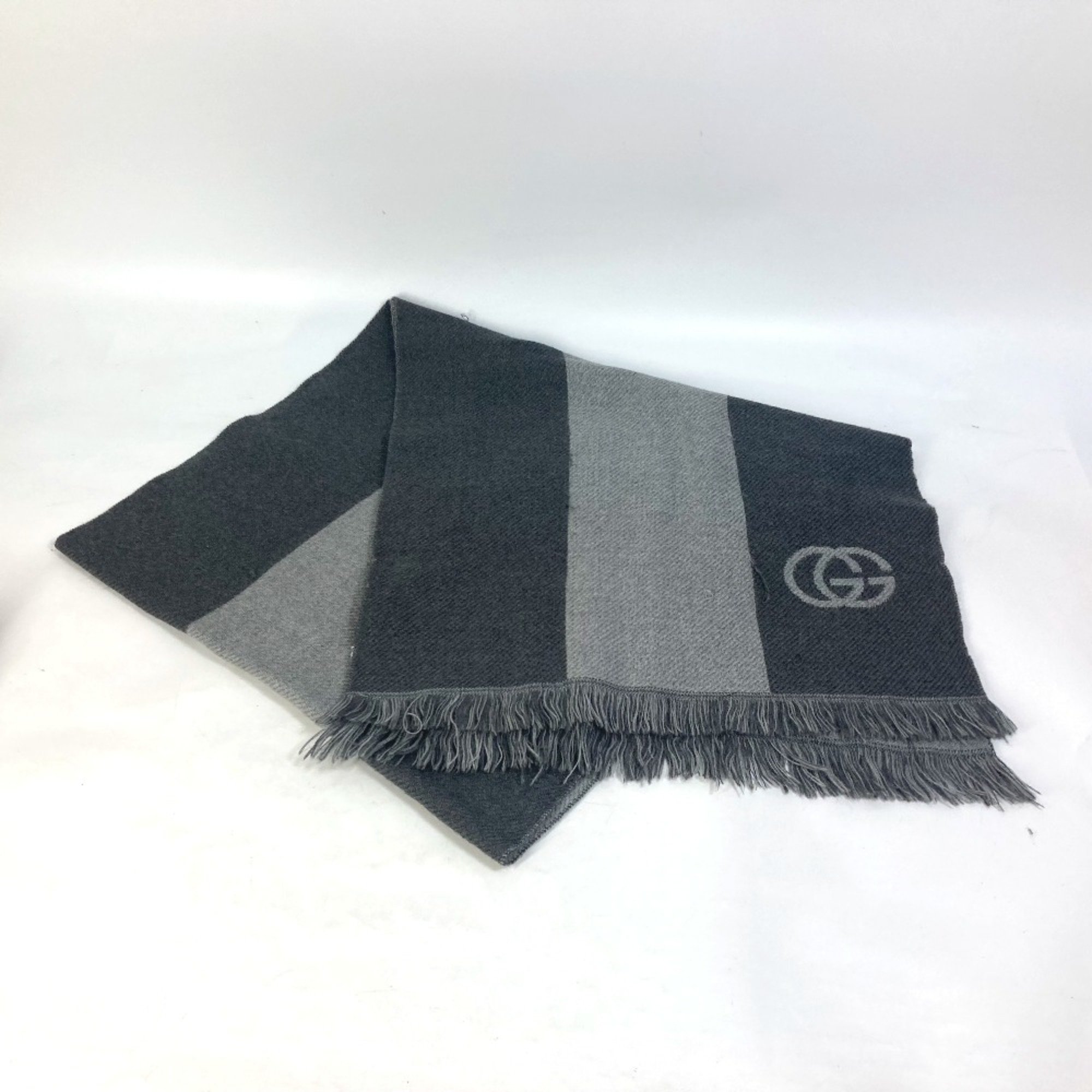 Gucci Scarf gray