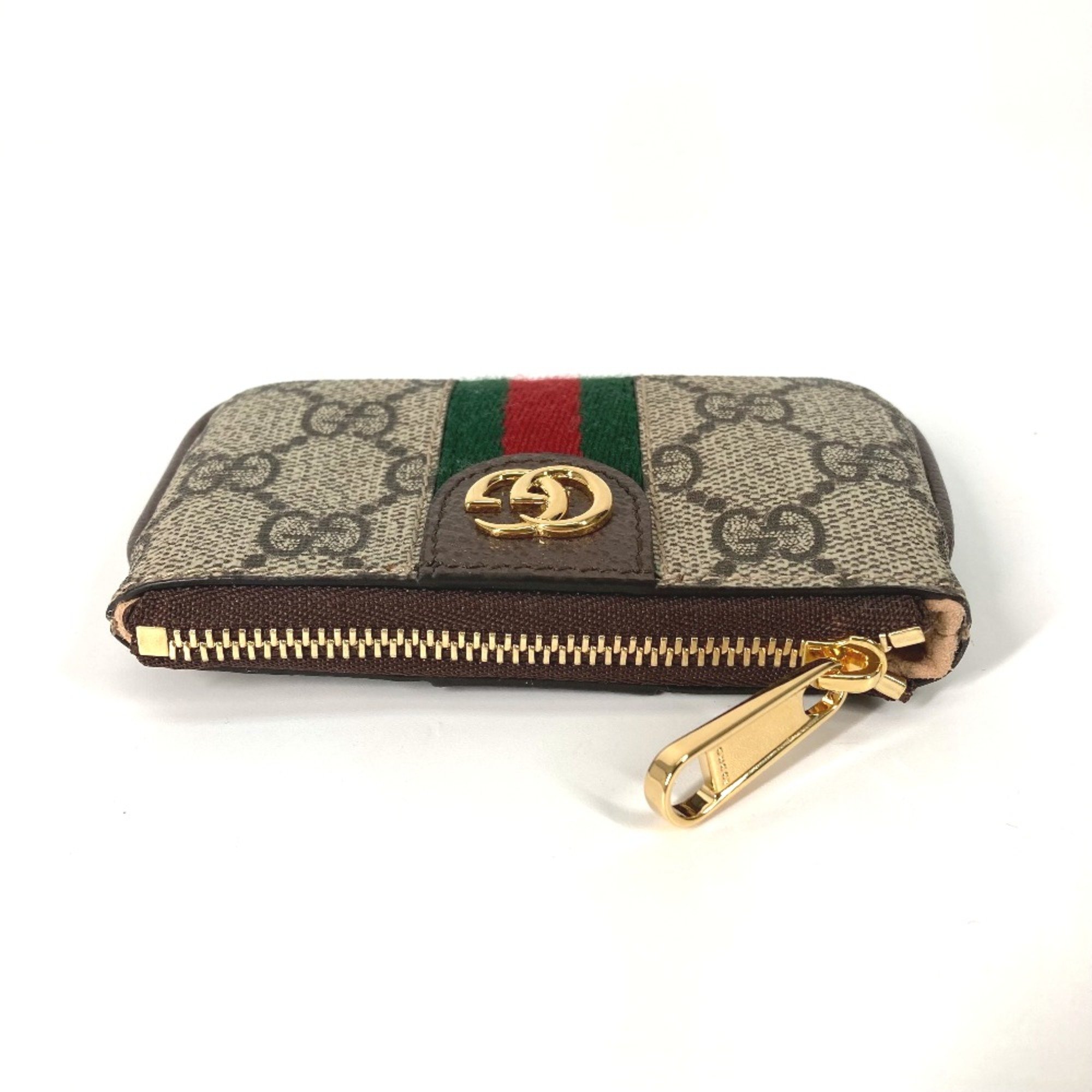 Gucci 671722 GG Supreme coin purse Coin Compartment Wallet with key hook Key Case Beige