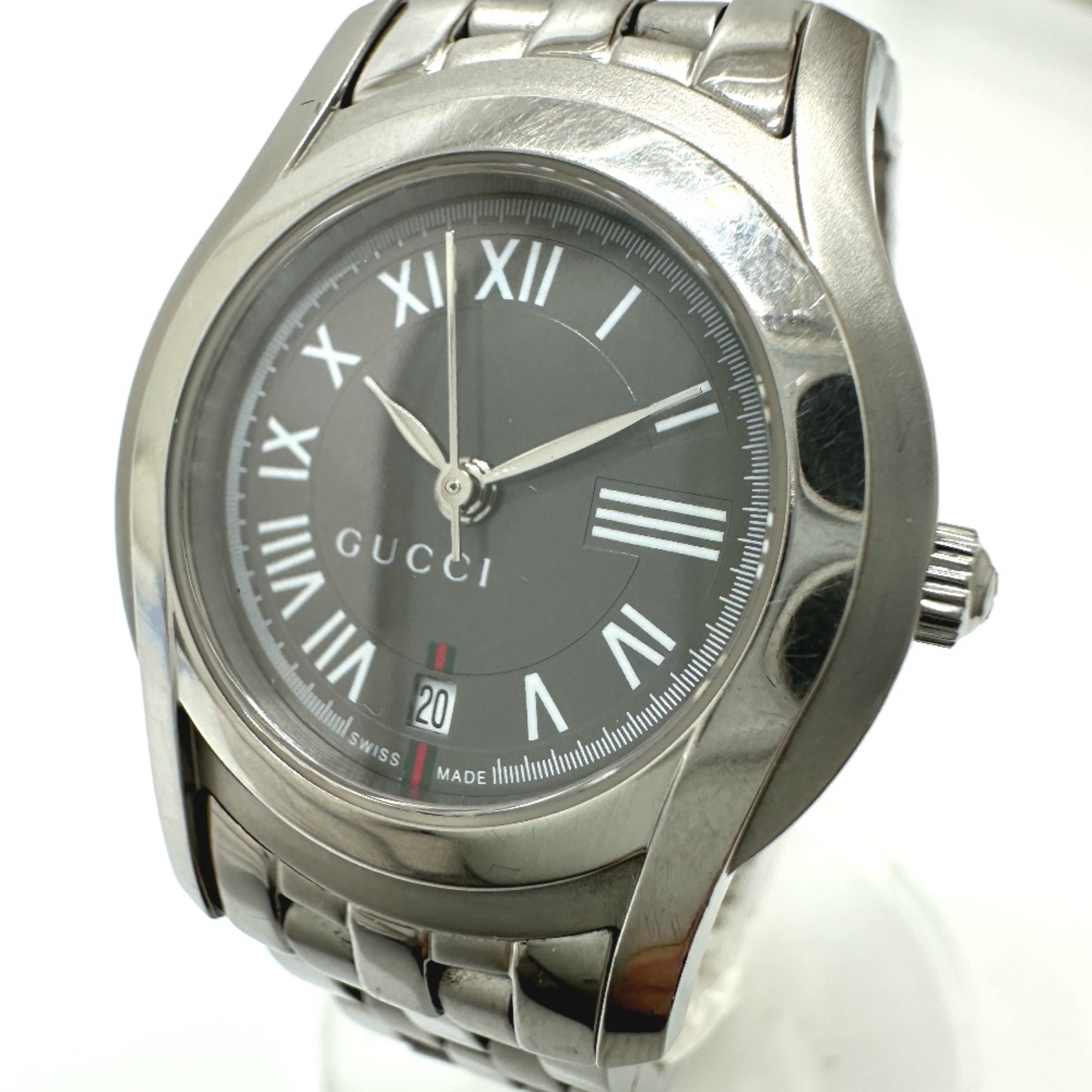 Gucci 5500L Quartz Date Wristwatch Silver