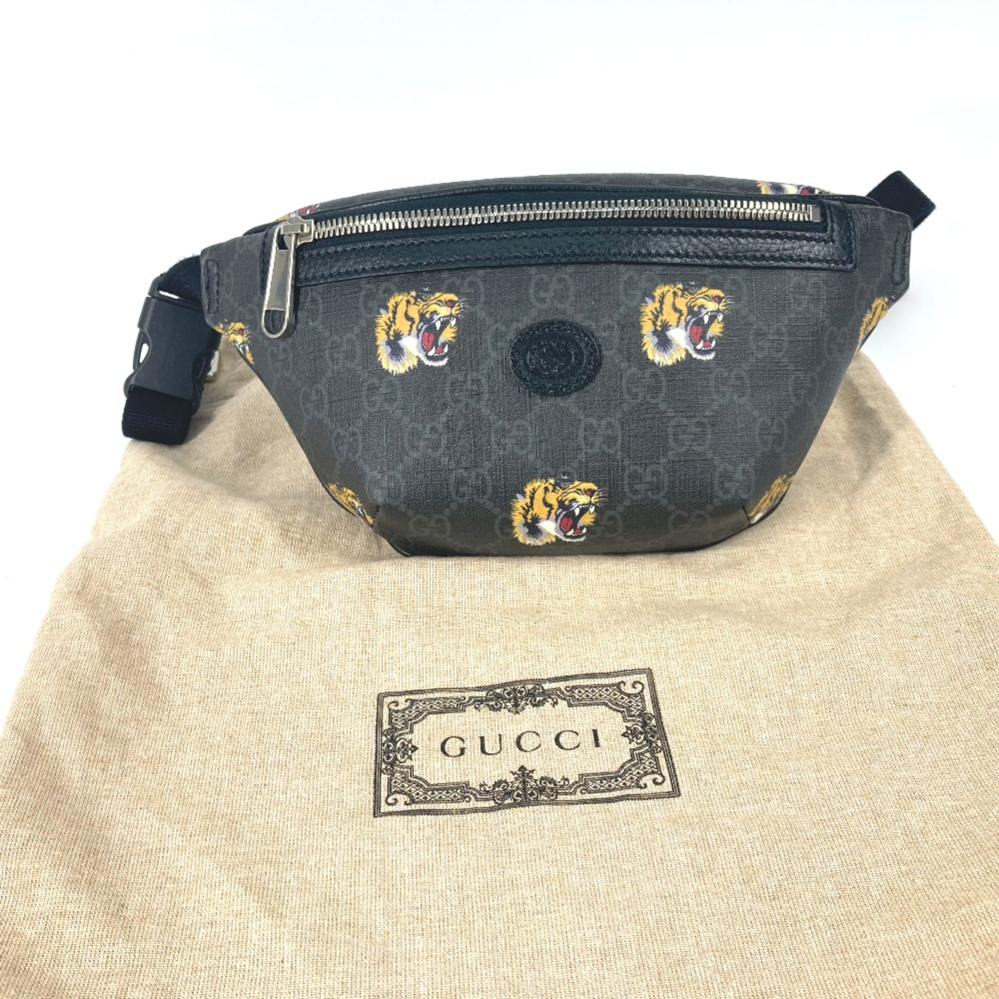 Gucci 675181 GG Supreme Cross bag Shoulder Bag body bag Black gray