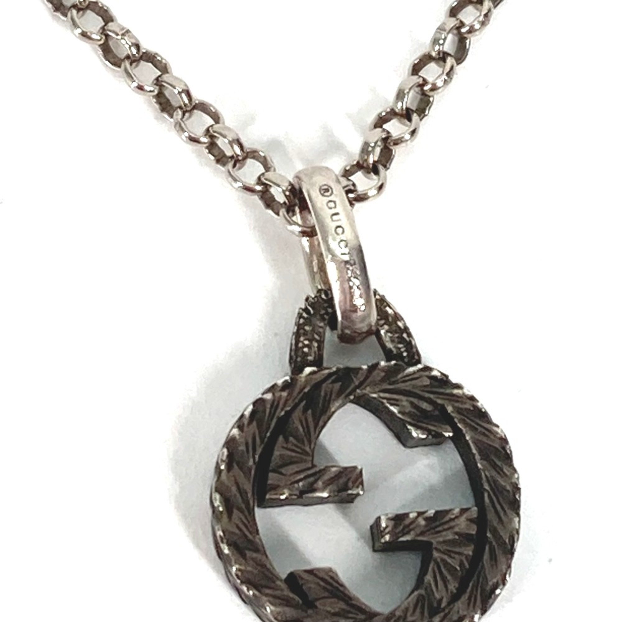 Gucci Arabesque Accessories Pendant Chain Necklace Silver