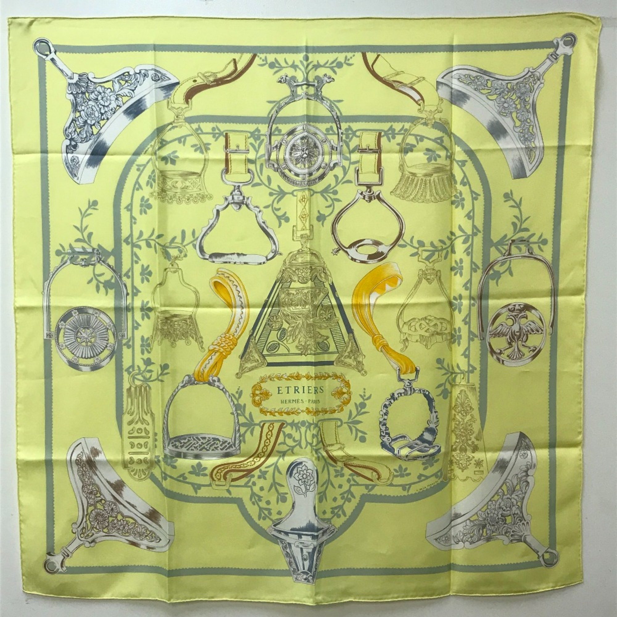 Hermes ETRIERS Scarf Yellow Based