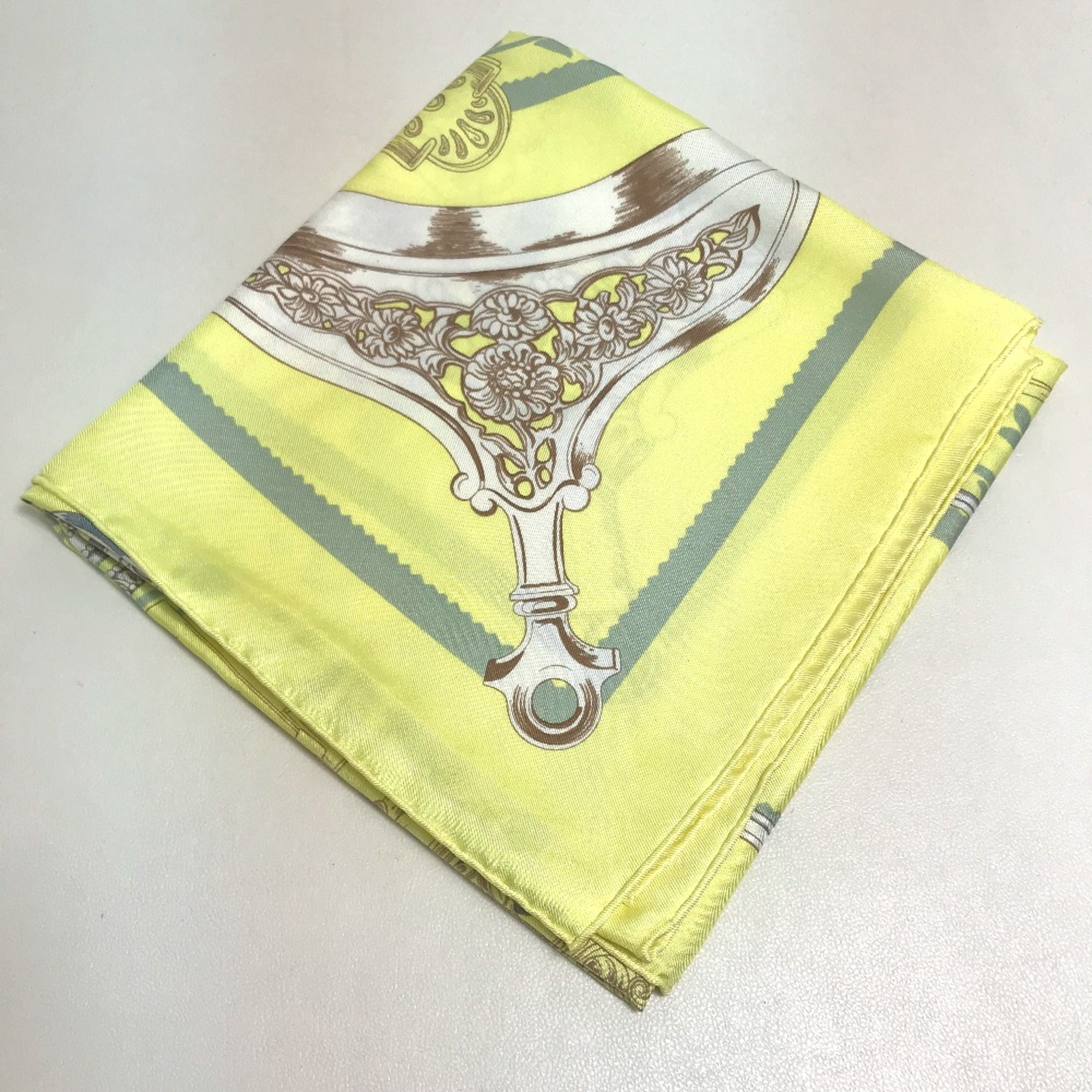 Hermes ETRIERS Scarf Yellow Based