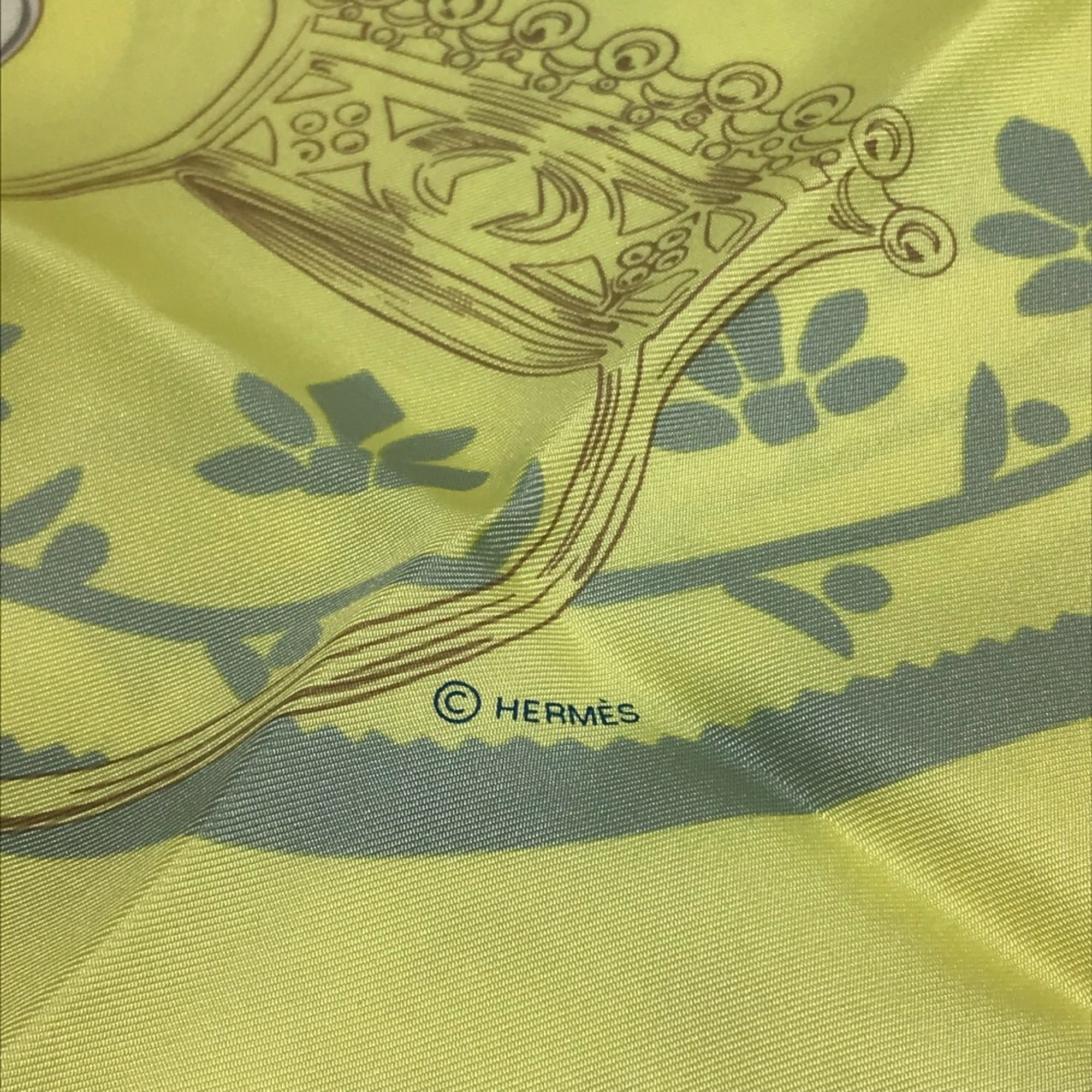 Hermes ETRIERS Scarf Yellow Based