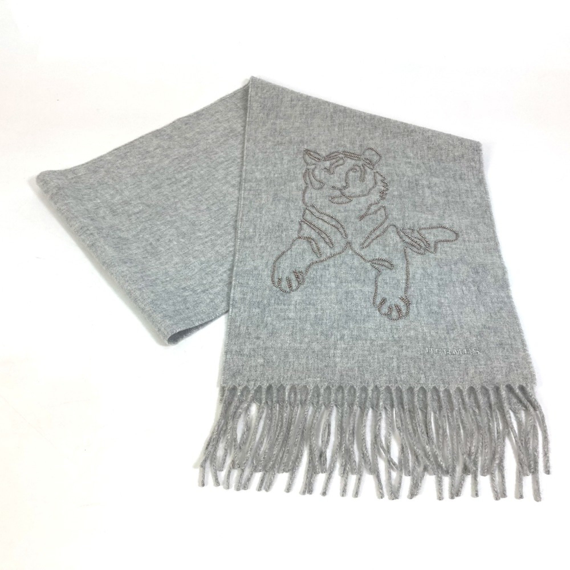 Hermes H391632T 02 logo king tiger Royal Embroidery Tiger Animal Fringe Scarf Gris gray