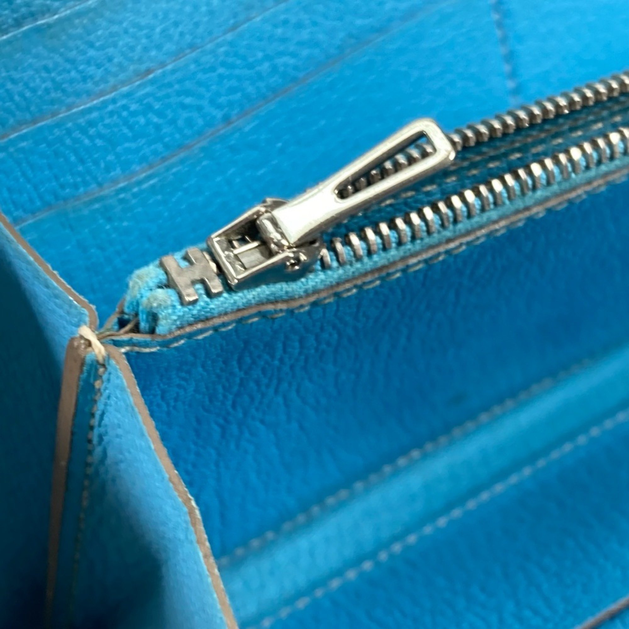 Hermes Long wallet Zip Around Long Wallet Blue gene blue SilverHardware