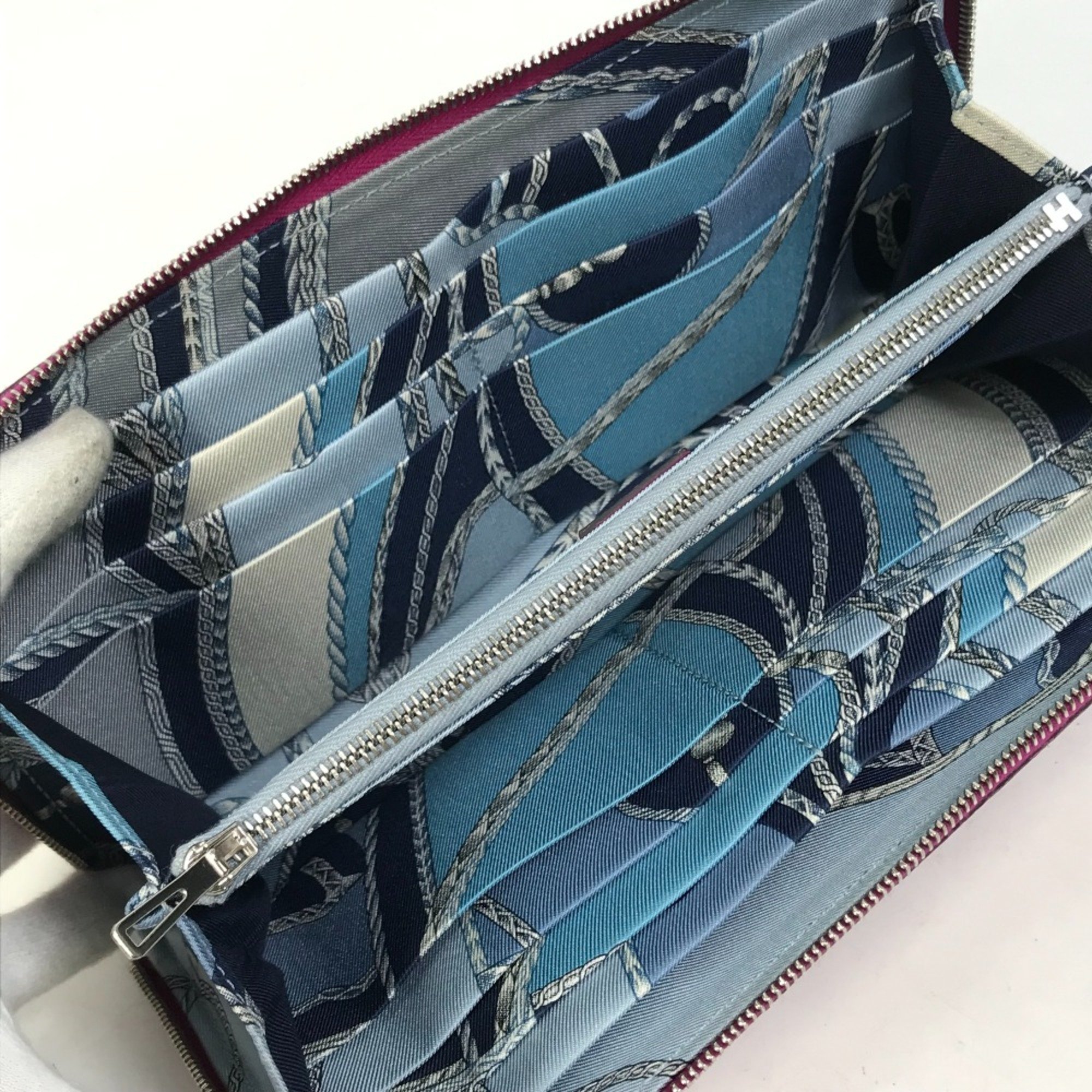 Hermes Long wallet Zip Around Long Wallet Tosca purple