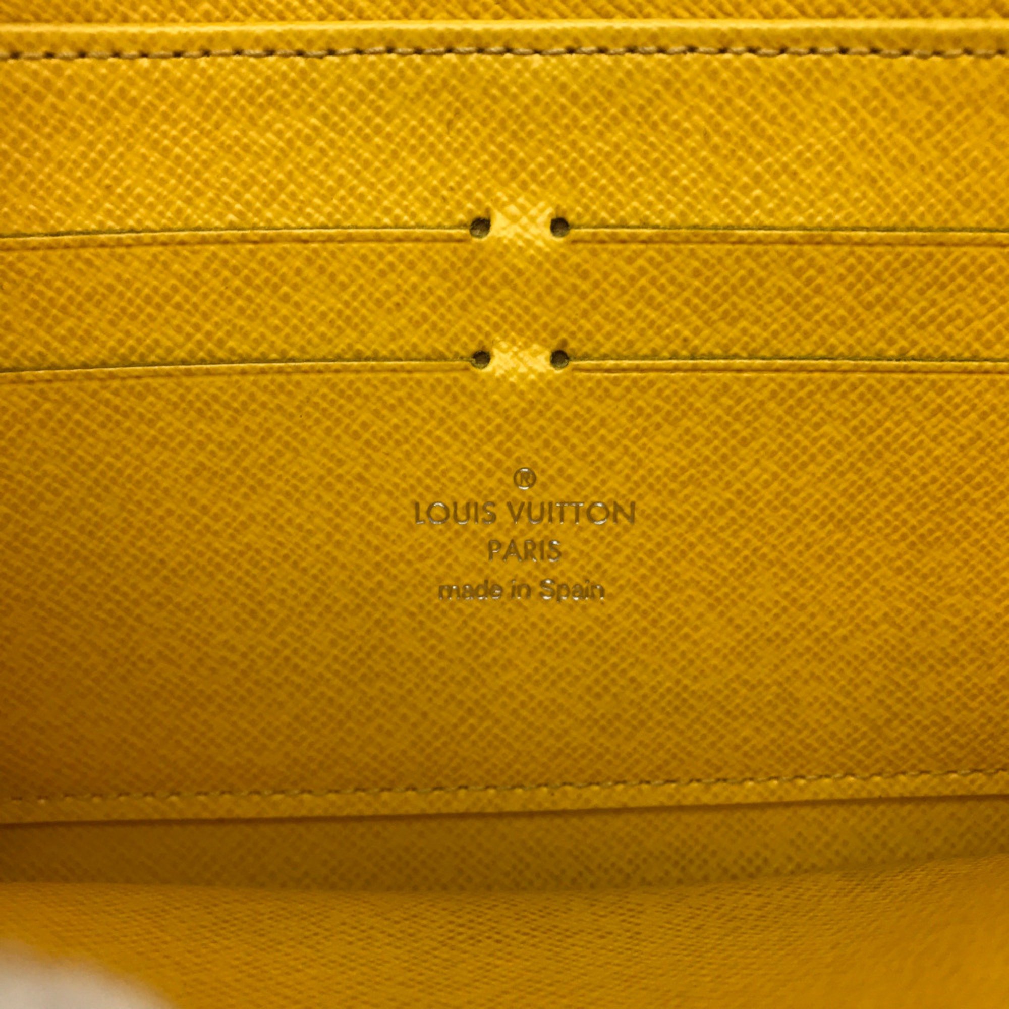 Louis Vuitton Epi Zip Around Long Wallet Long Wallet citron