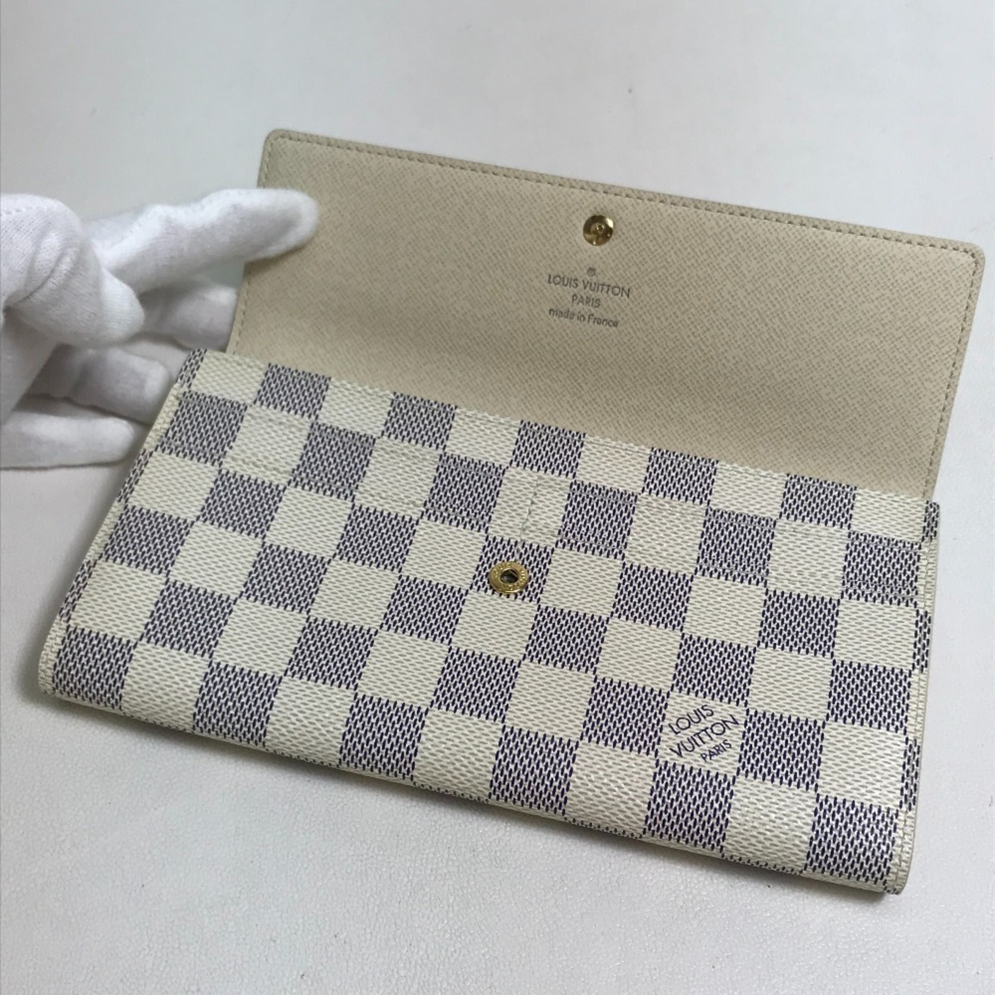 Louis Vuitton N61735 Damier Azur Long wallet Long Wallet White