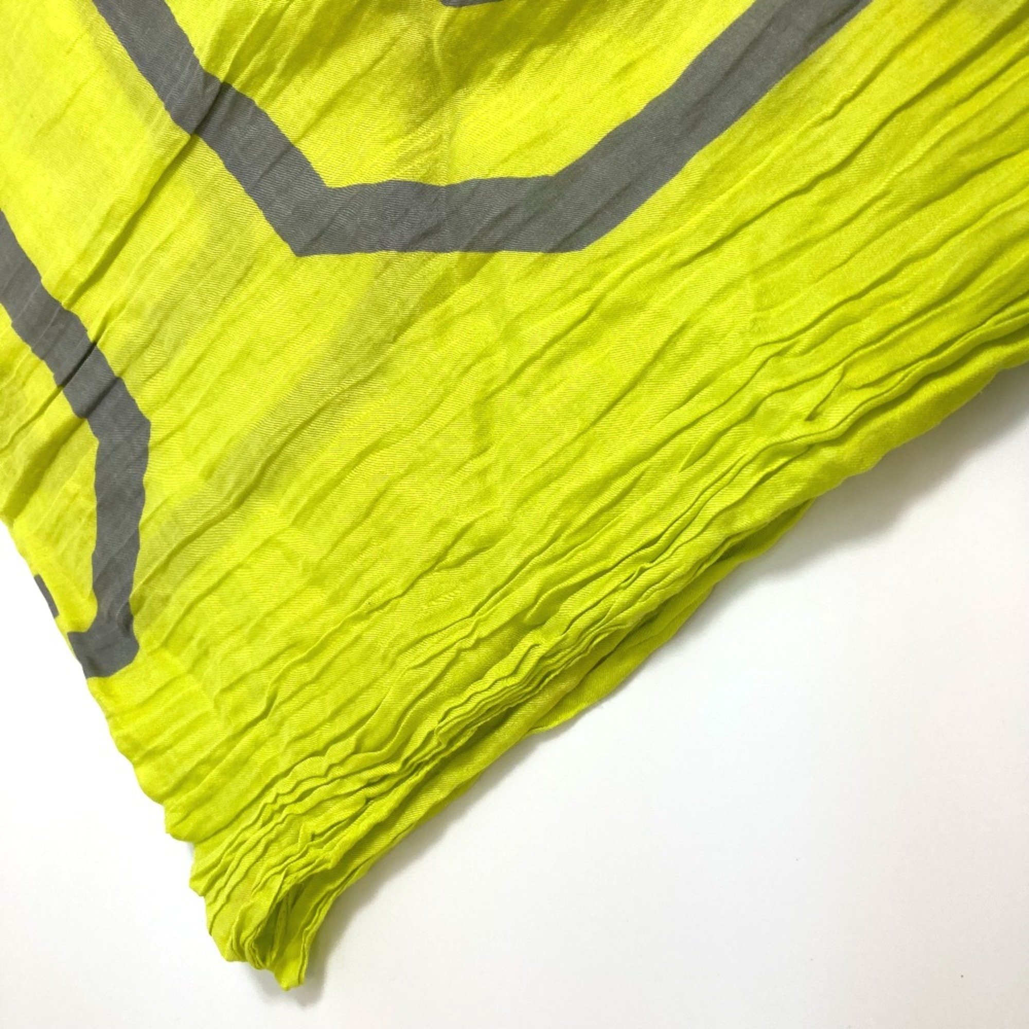 Louis Vuitton MP2152 Stole/Shawl shawl yellow