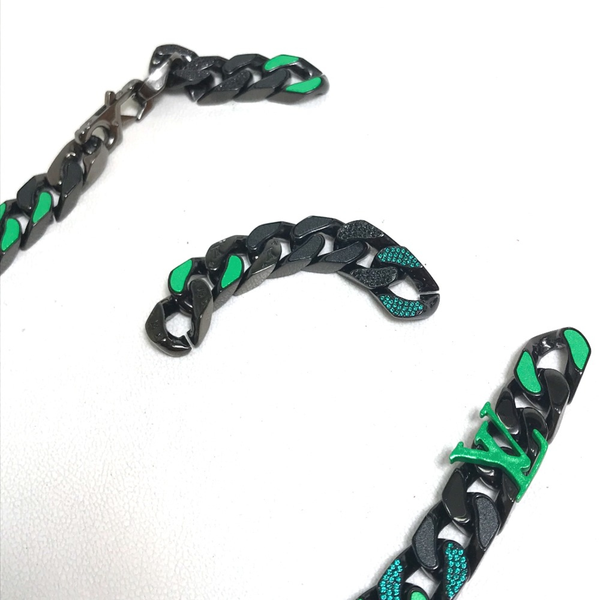 Louis Vuitton MP2853 LV Collier Accessories Necklace Black/Green