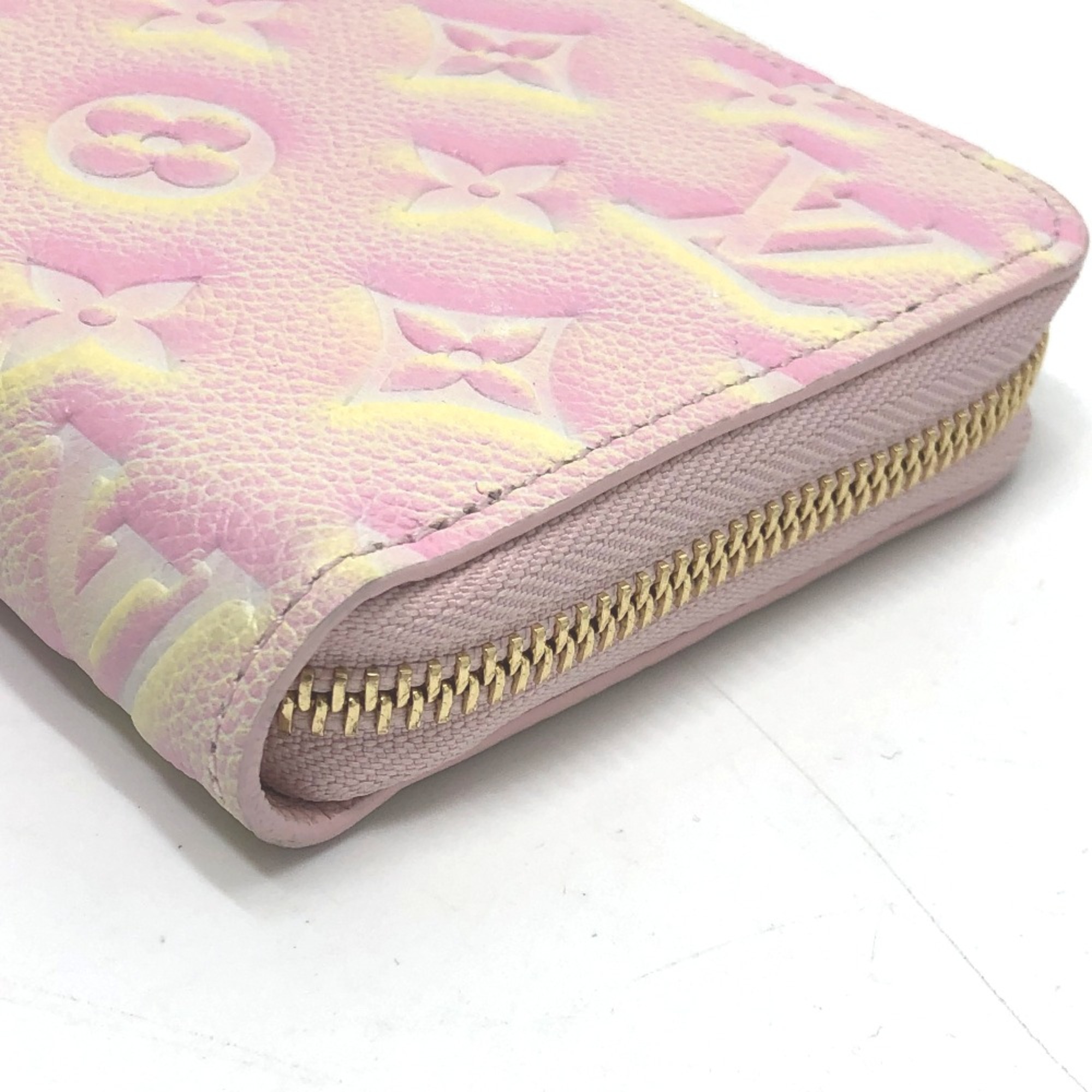 Louis Vuitton M81299 MonogramEmpreinte Zippy Wallet Long Wallet Light pink pink