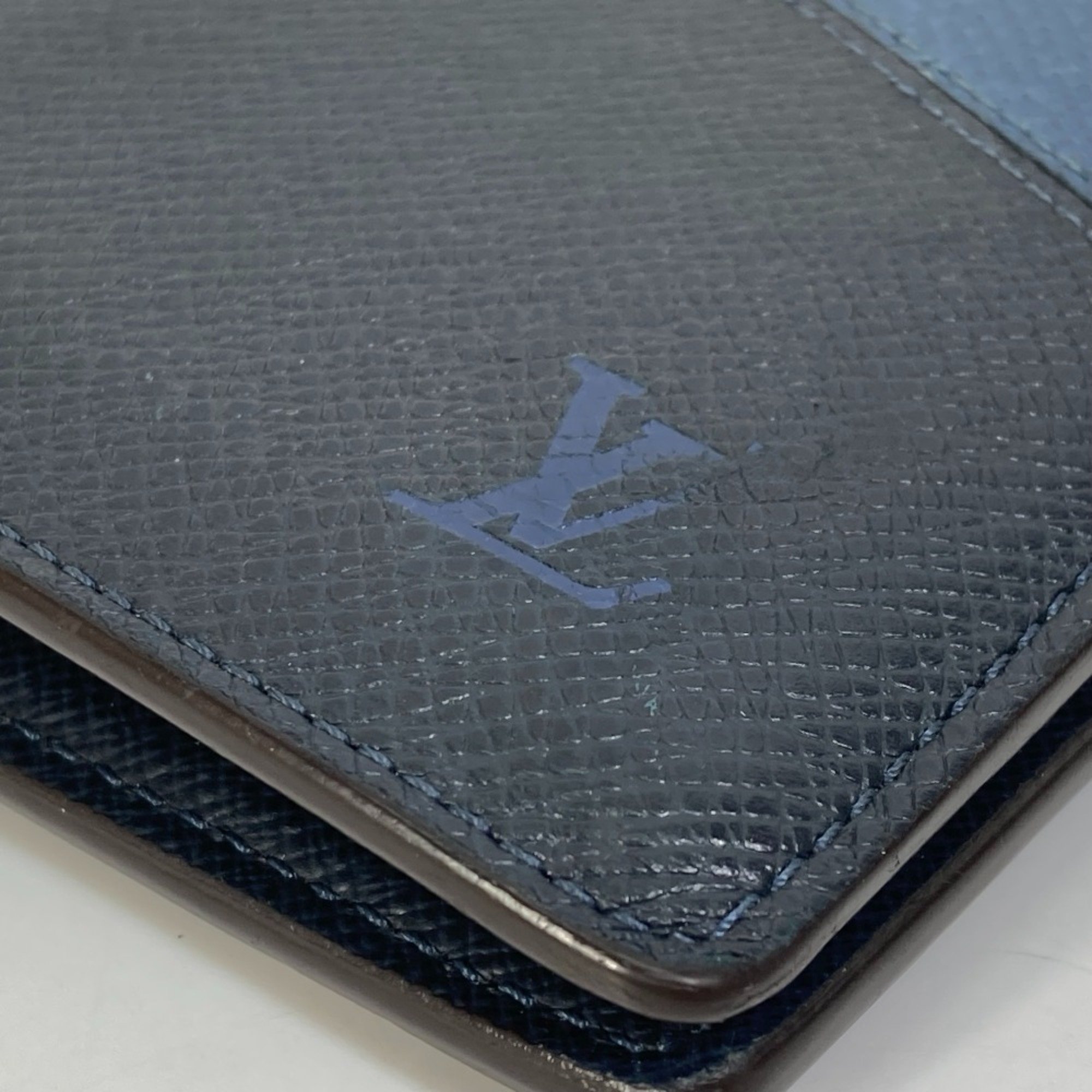 Louis Vuitton M30713 Taiga V Two fold Long Wallet Navy blue