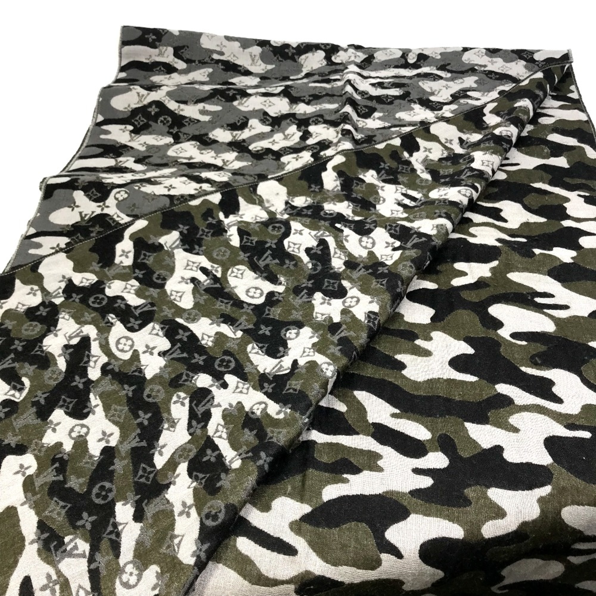 Louis Vuitton M71627 Camouflage camouflage Stole/Shawl Black x khaki