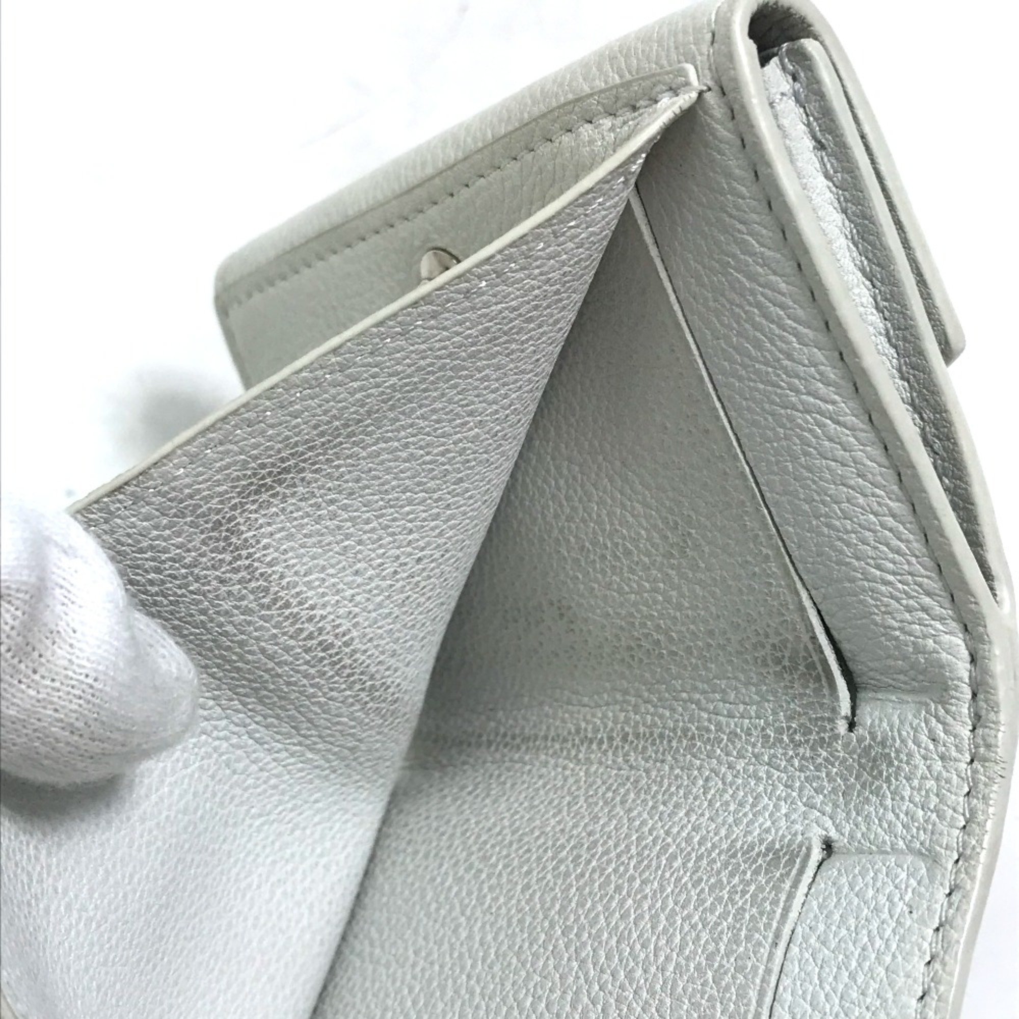 Louis Vuitton M68482 Portefeuille Compact wallet Trifold wallet White