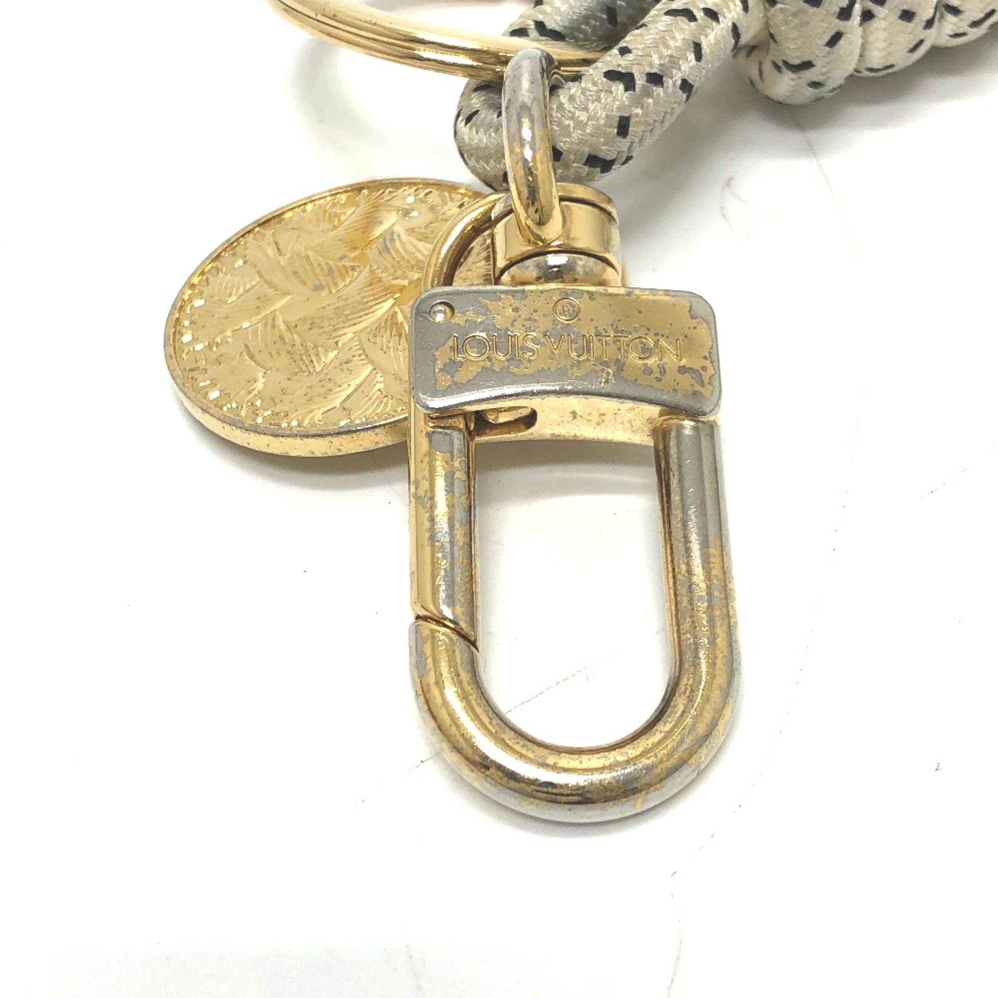 Louis Vuitton MP1623 Christopher-Nemes charm Key Holder White GoldHardware