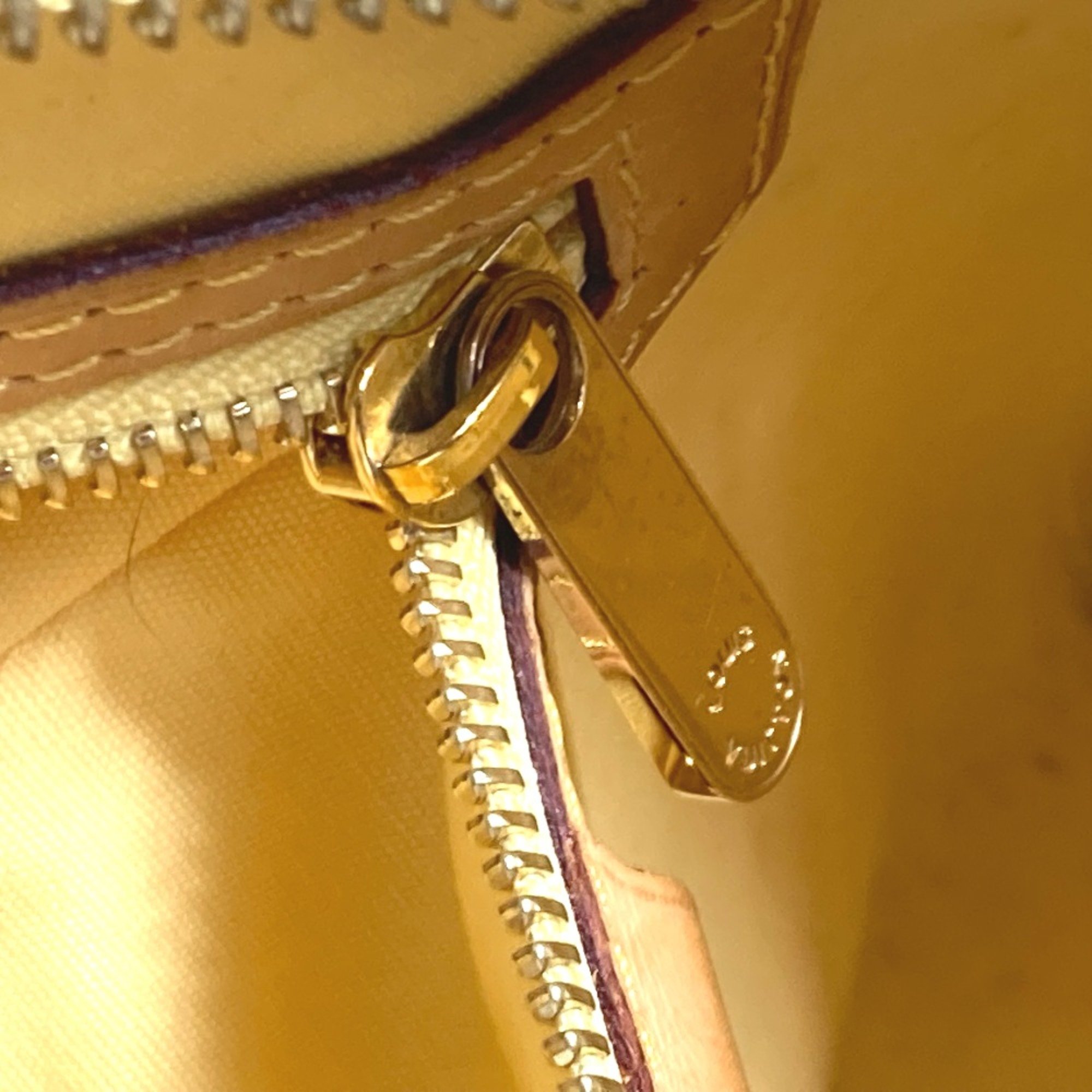 Louis Vuitton M90108 MonogramVernis Bag Hand Bag Citrine yellow