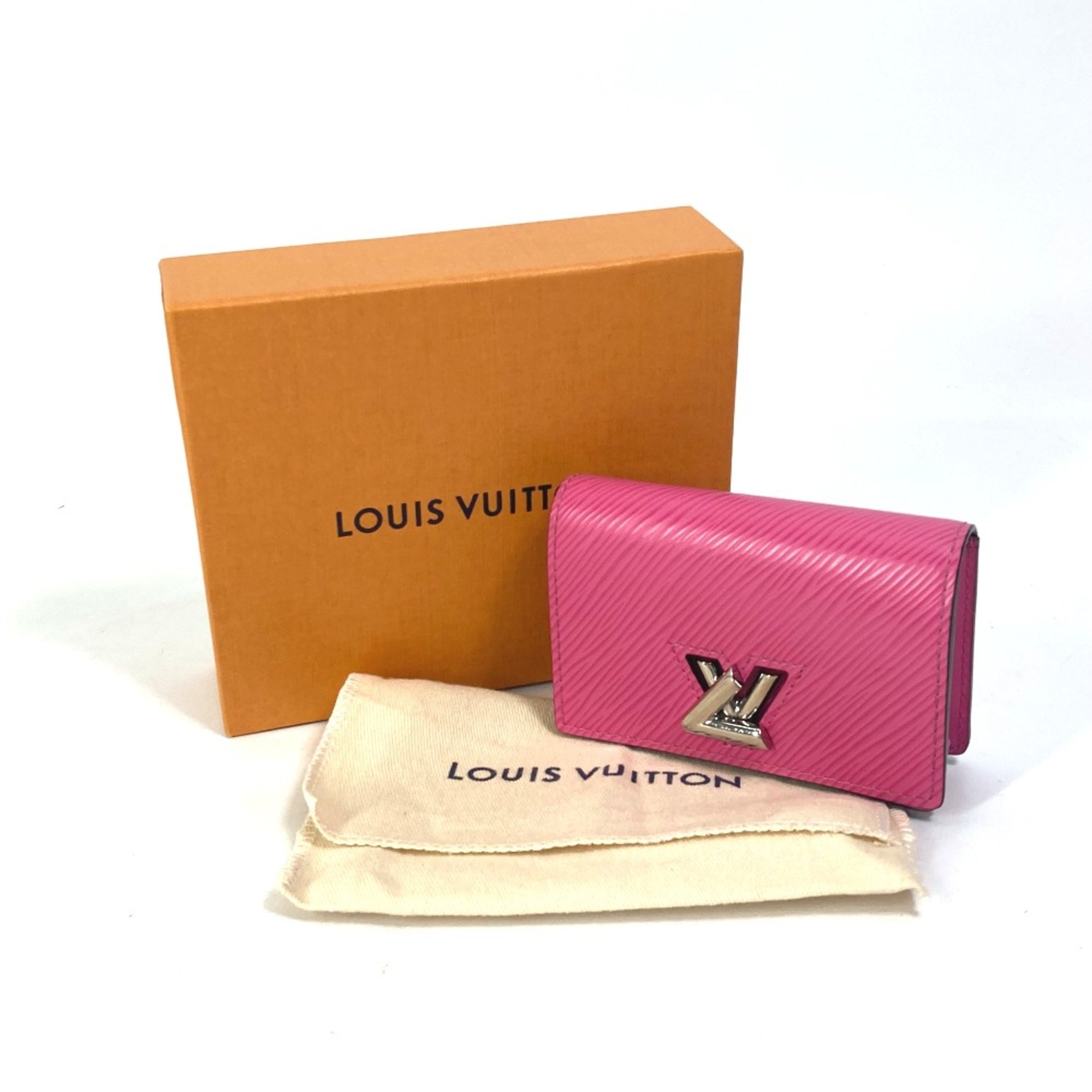 Louis Vuitton M69345 Epi pass case pass case Two fold Card Case pink