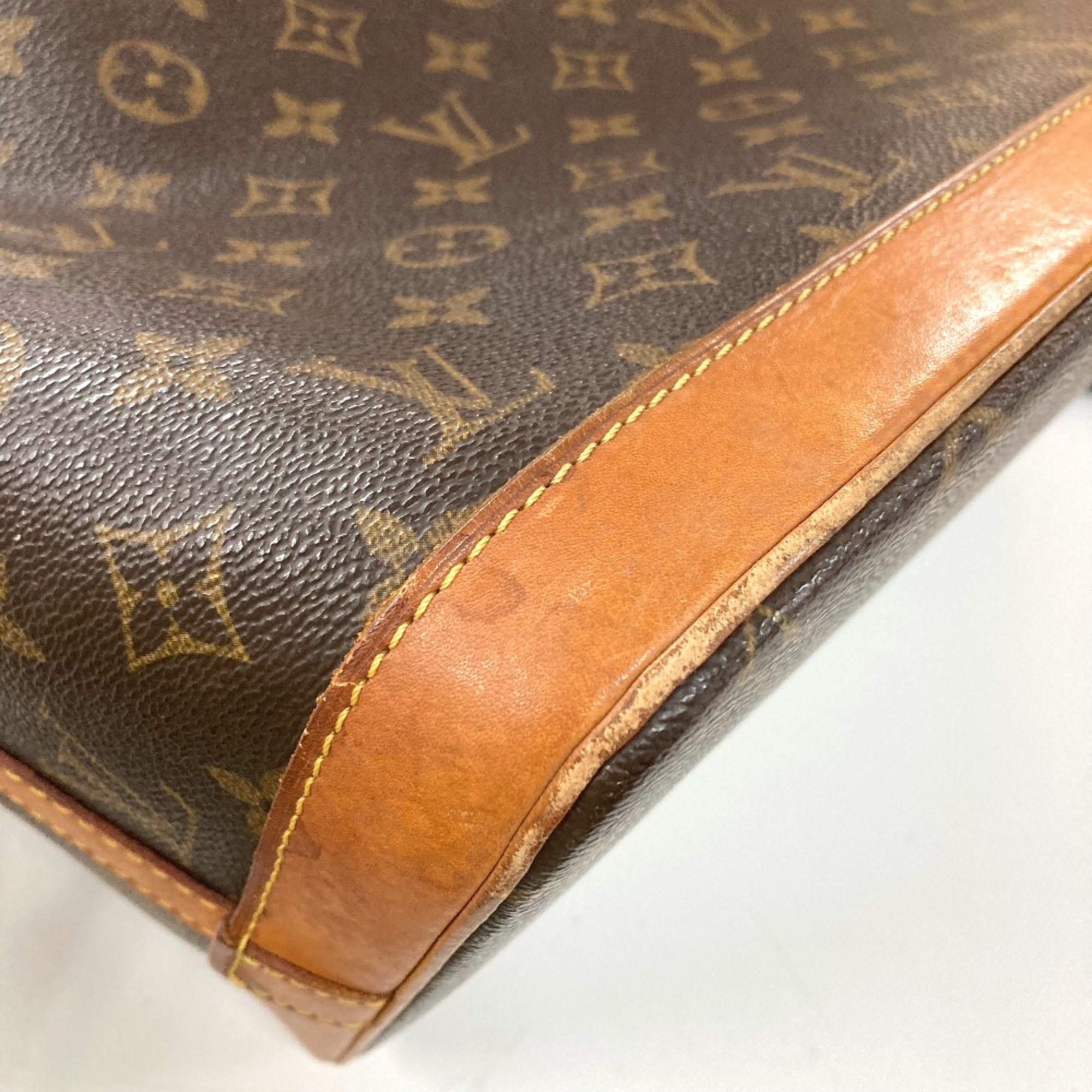 Louis Vuitton M47275 Monogram Shoulder Shoulder Bag Brown